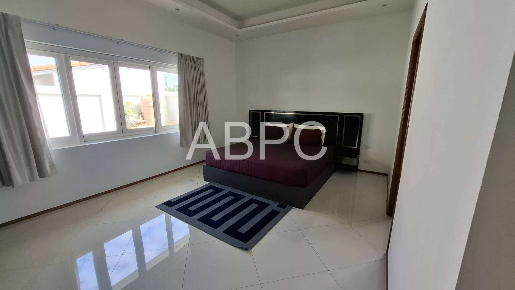 Brand new 3 Bedroom Pool Villa photo 5
