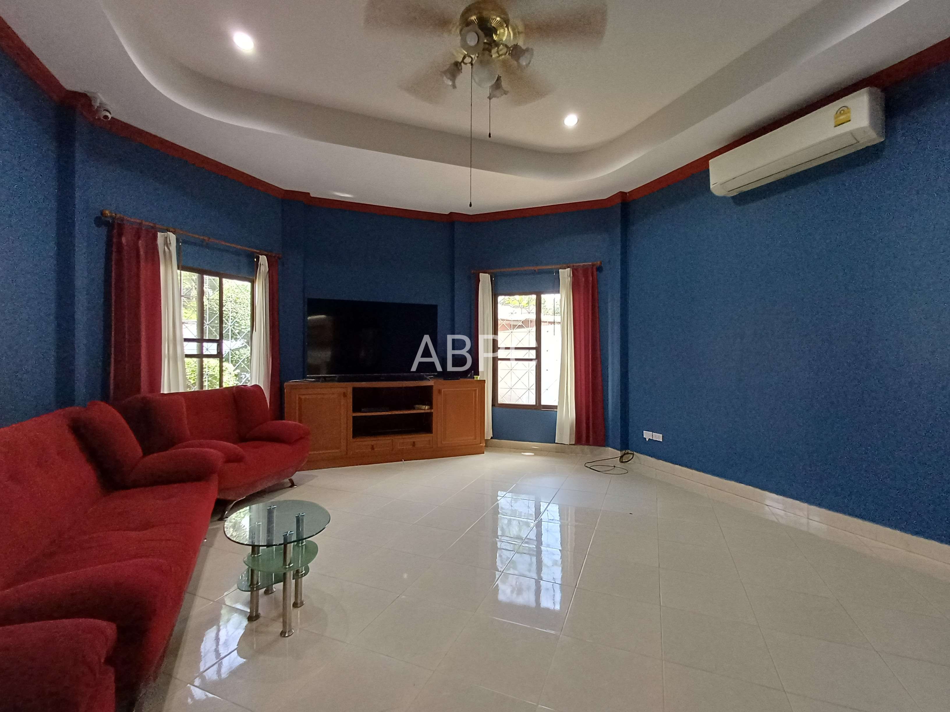 Spacious Private Pool Villa 5 bedrooms 7 bathrooms in Nongplalai for Sale photo 7