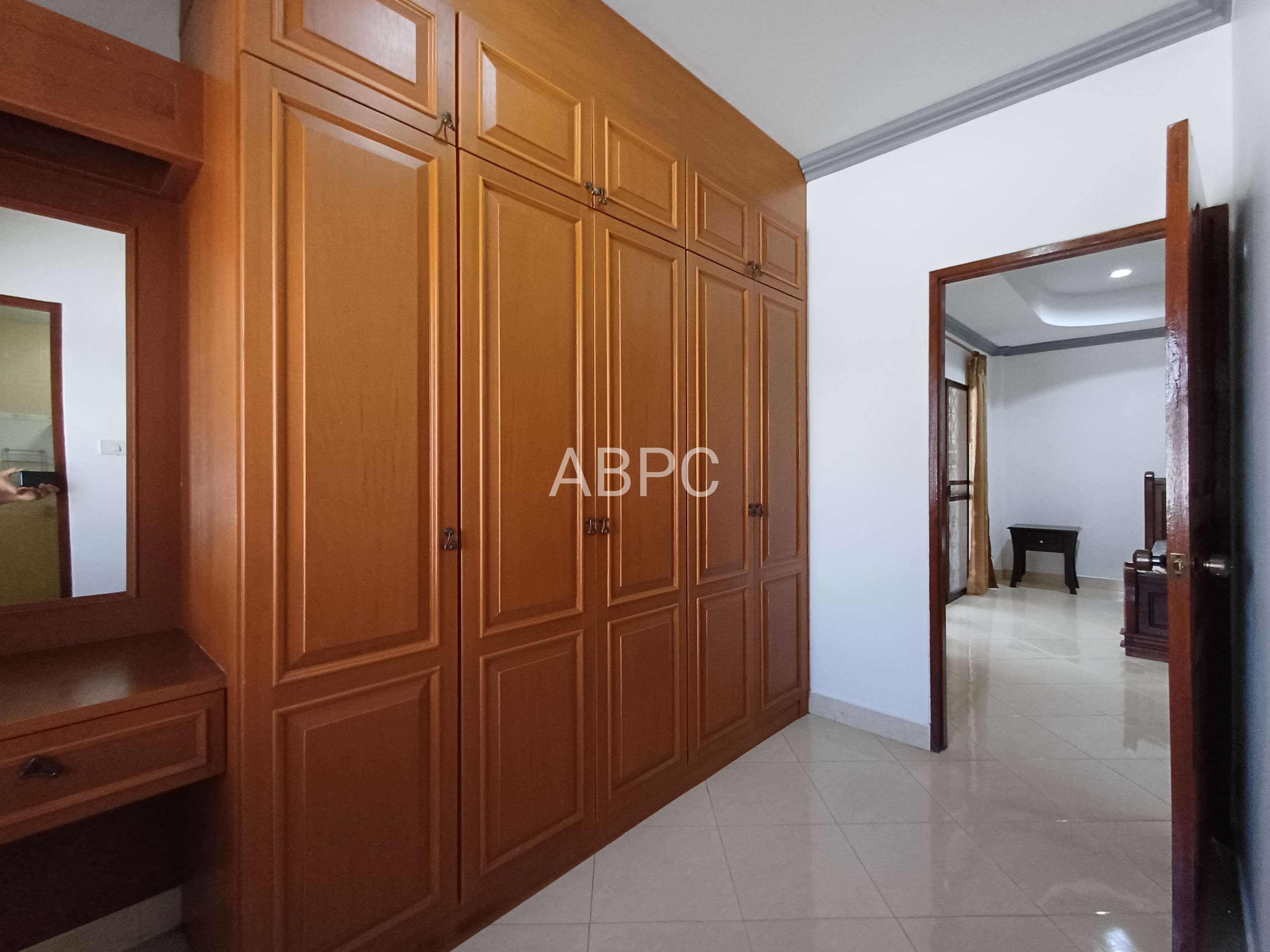 Spacious Private Pool Villa 5 bedrooms 7 bathrooms in Nongplalai for Sale photo 12
