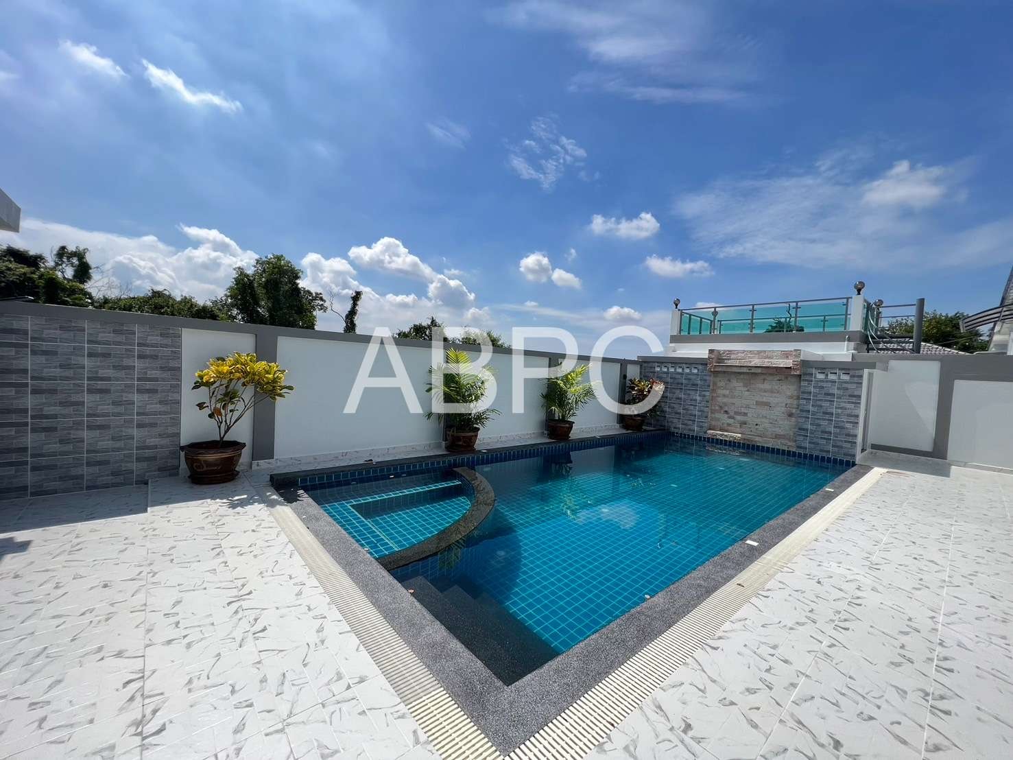 Pool Villa 3 Bedrooms 4 Bathrooms in Mapprachan photo 3