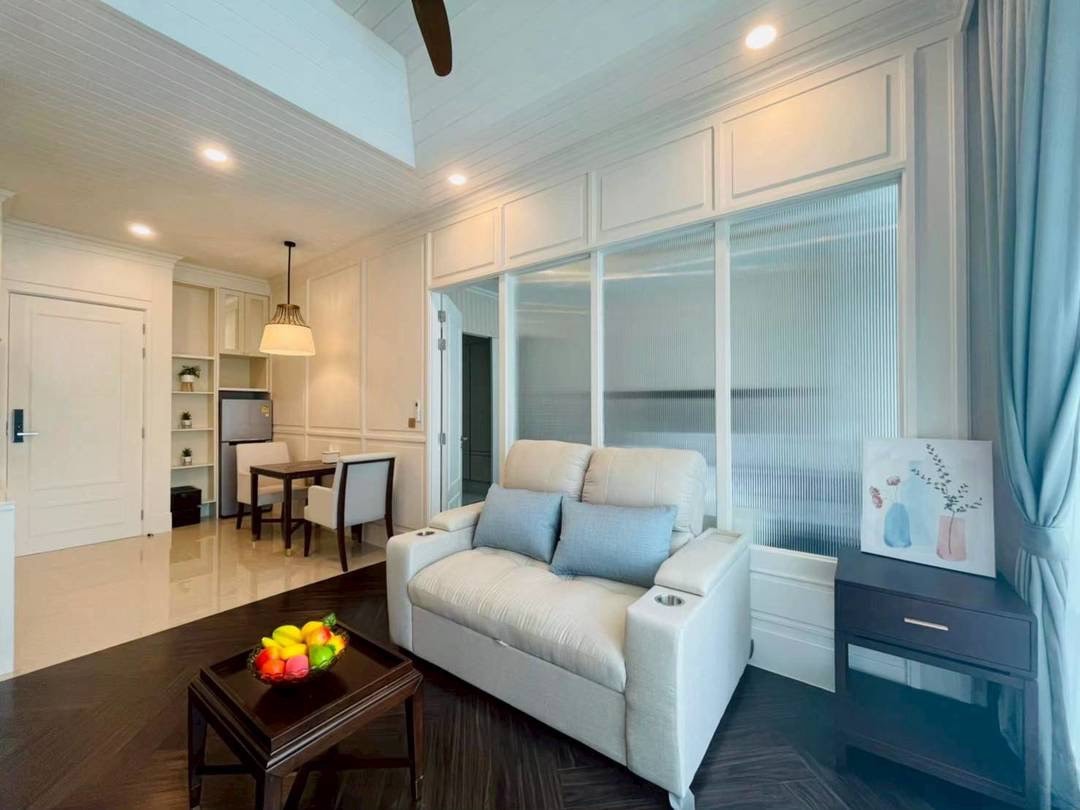 Pool Access 1 bedroom 1 bathroom at Grand Florida Beachfront in Na Jomtien photo 16