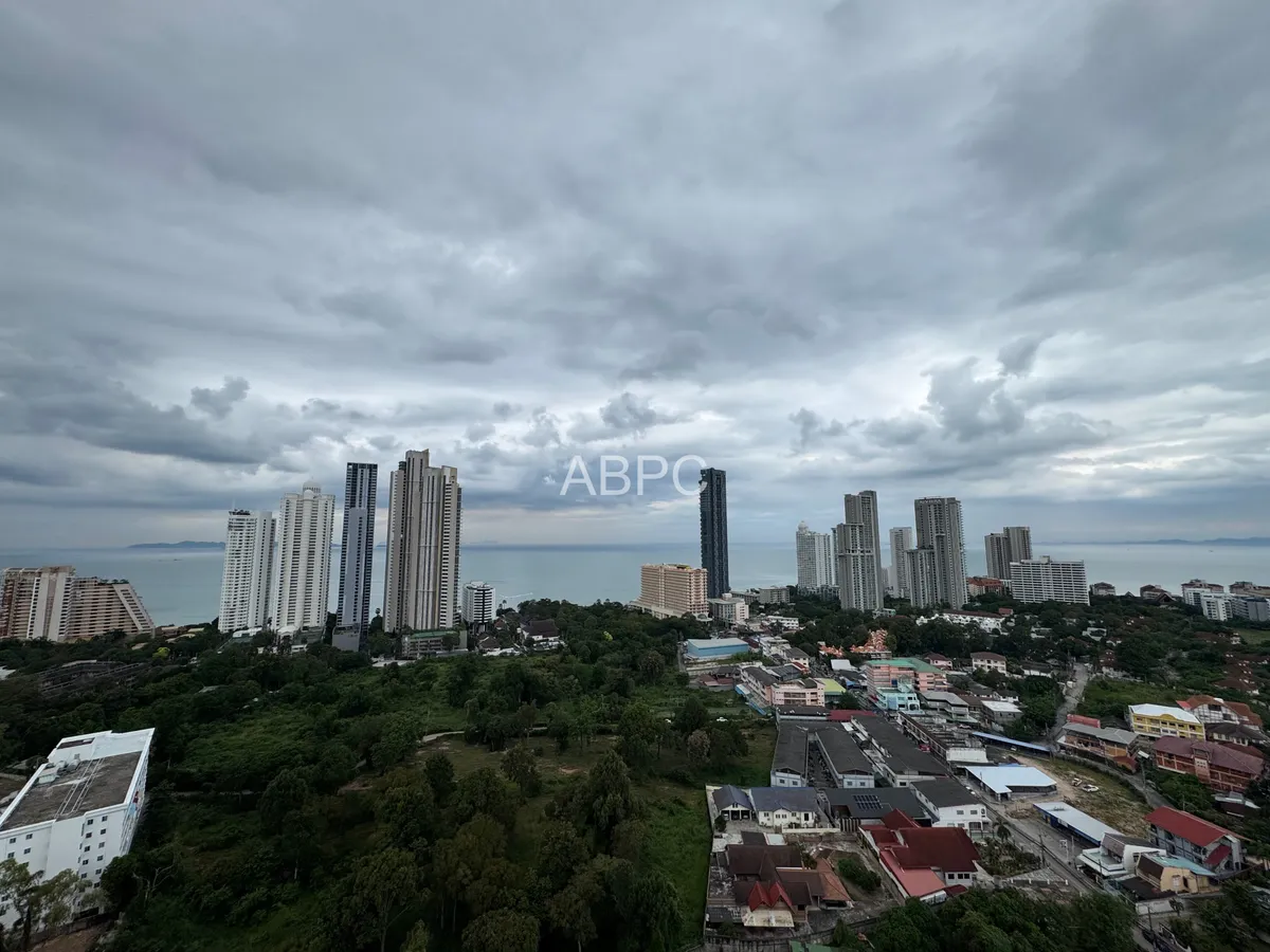 Ocean View Studio Condo In Wongamat