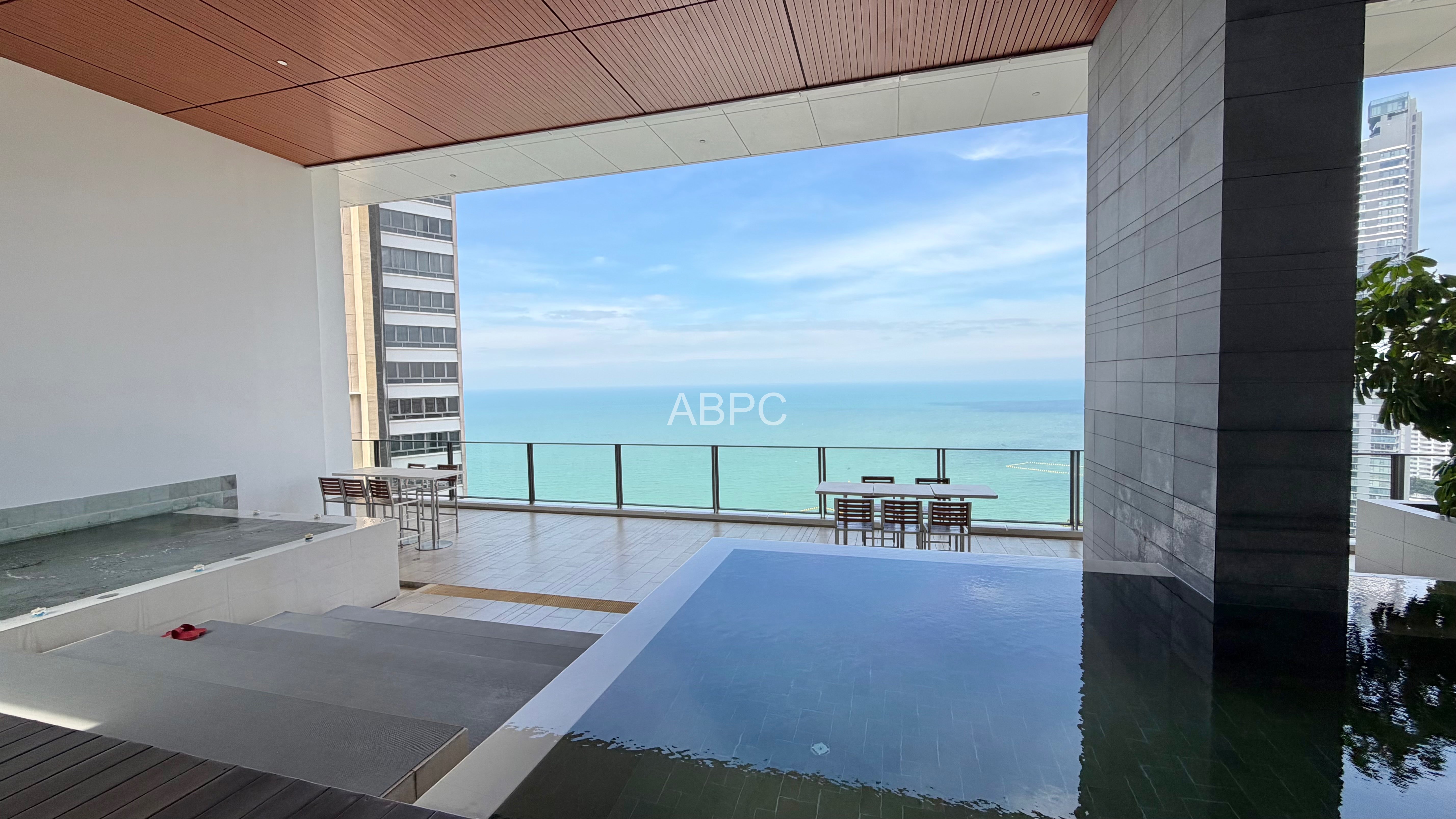 Sea View Condo for Rent In Wongamat