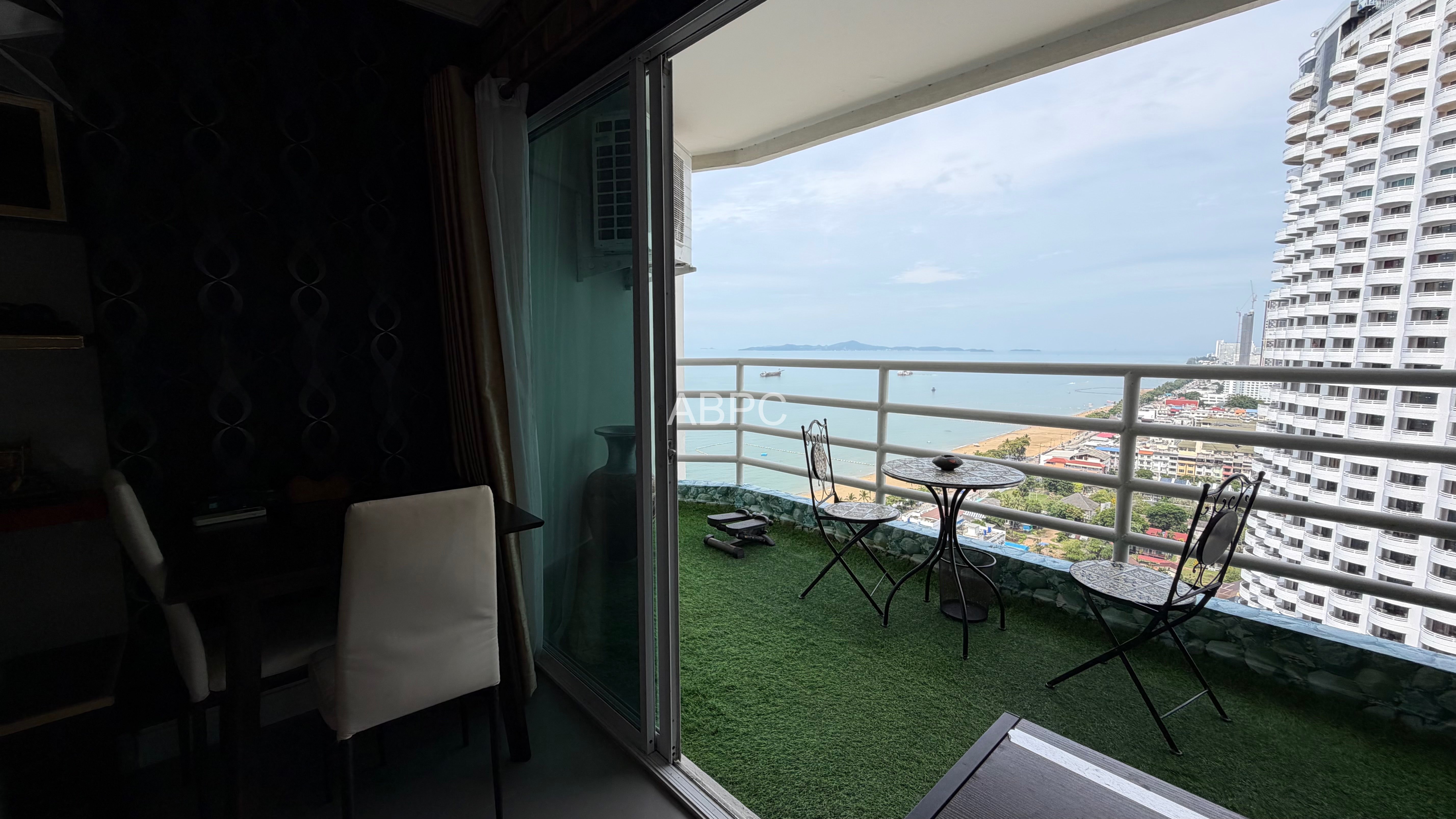 Sea View Studio Condo For Sale In Jomtien photo 13
