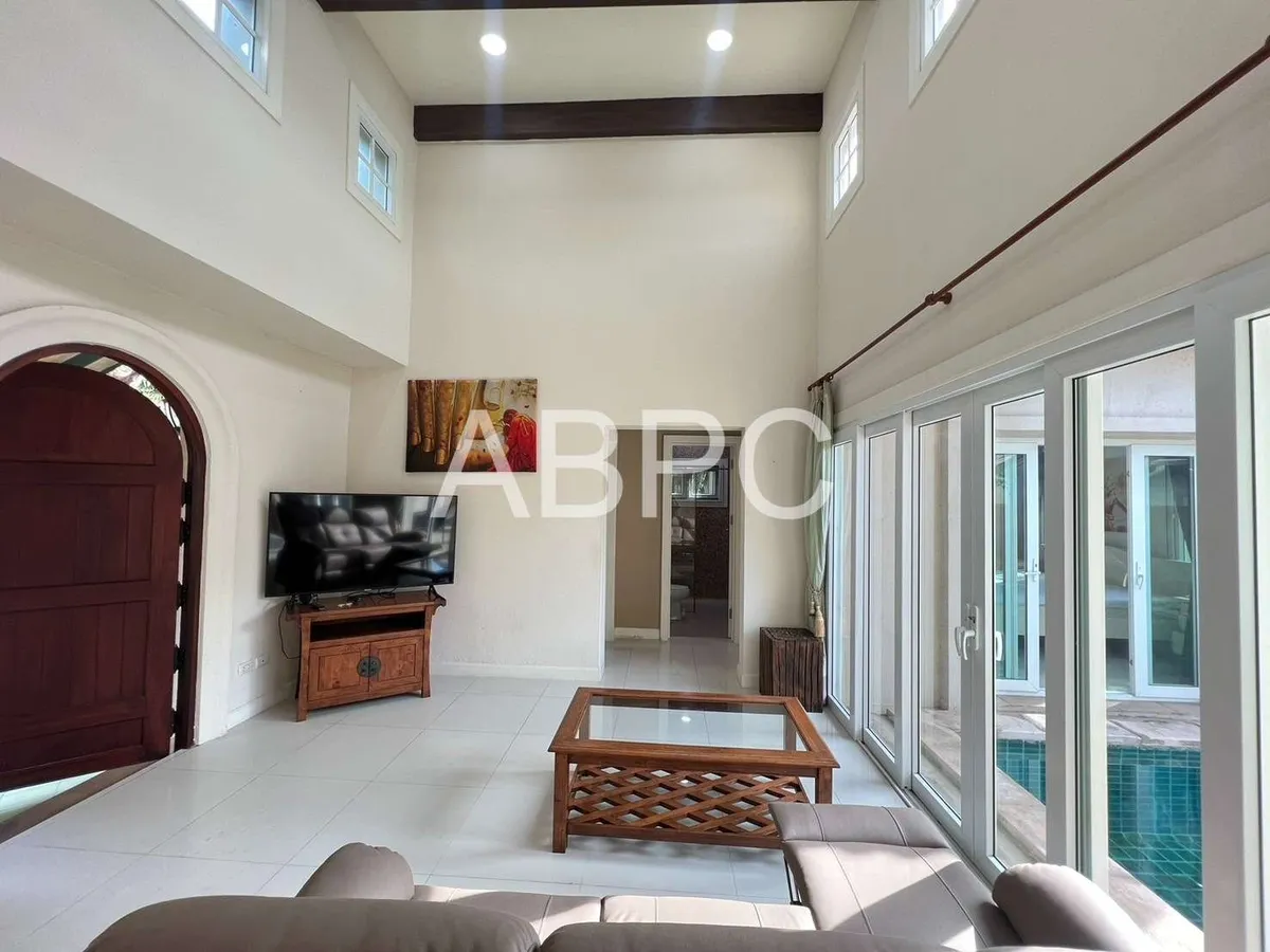 3 Bedroom 2 Bathroom House For Rent In Silk Road East Pattaya photo 12
