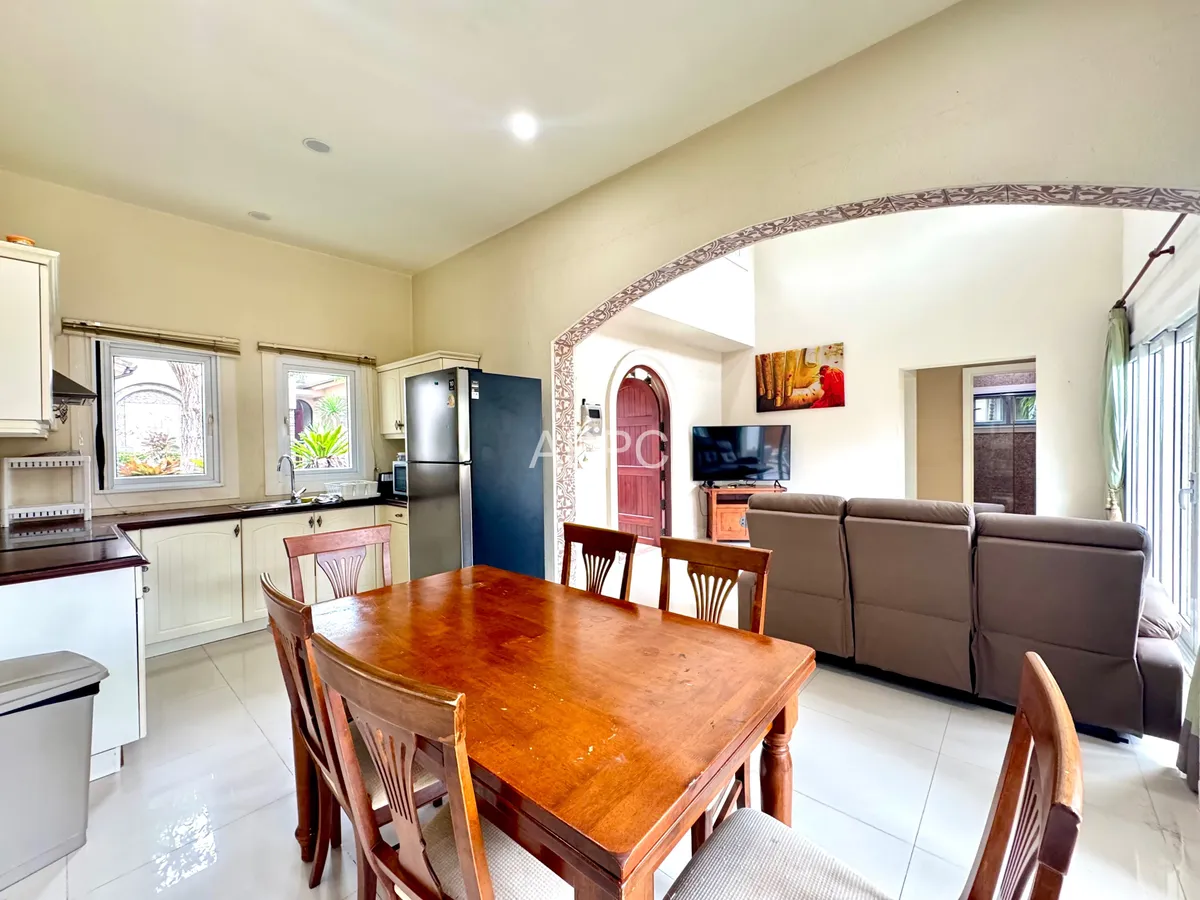 3 Bedroom 2 Bathroom House For Rent In Silk Road East Pattaya photo 25