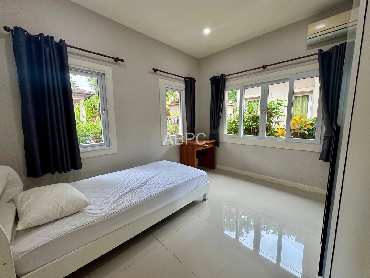 3 Bedroom 2 Bathroom House For Rent In Silk Road East Pattaya photo 9