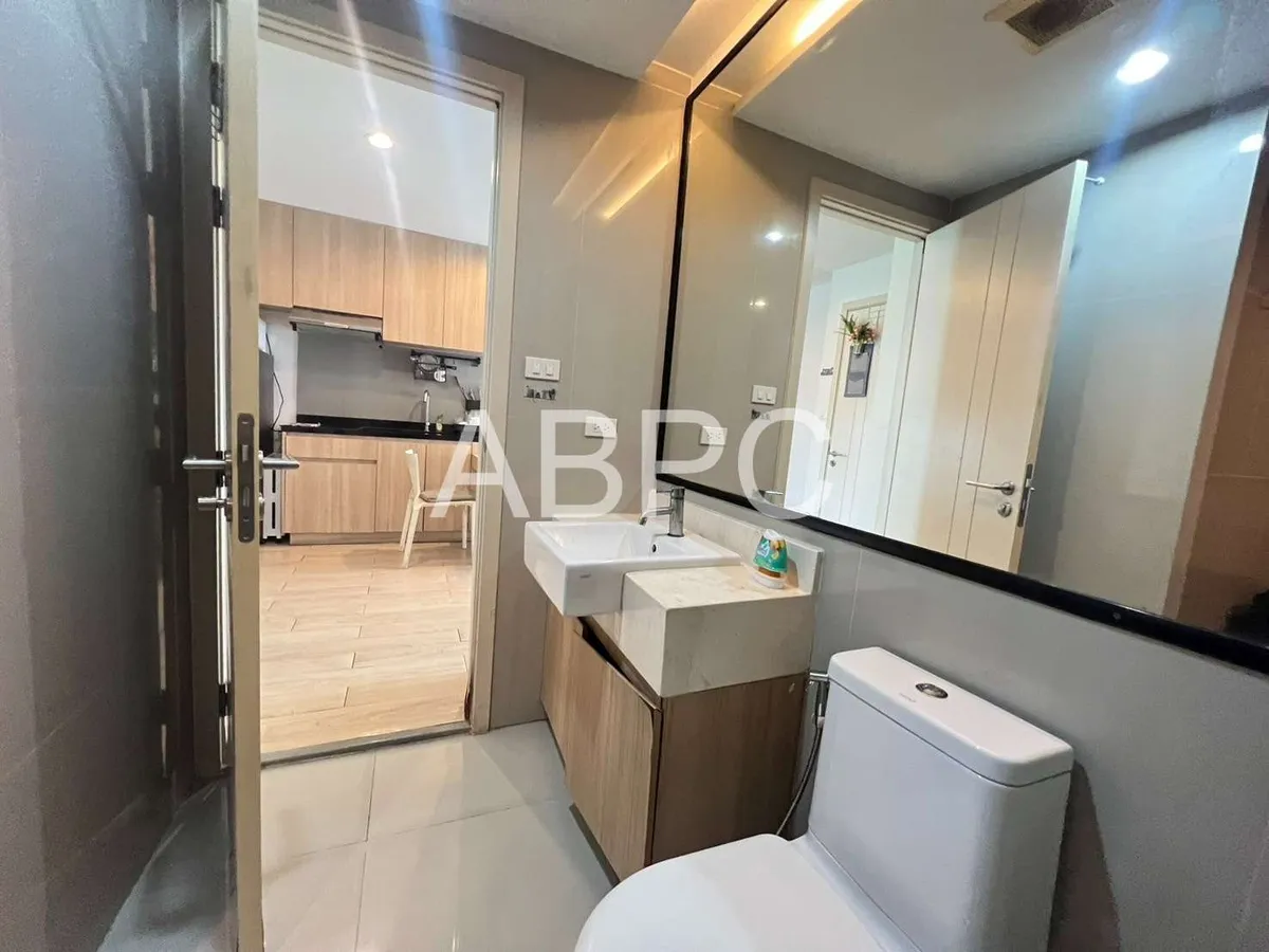 Corner room 1 bedroom 1 Bathroom in Central Pattaya photo 12