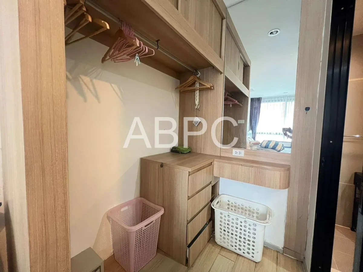 Corner room 1 bedroom 1 Bathroom in Central Pattaya photo 9