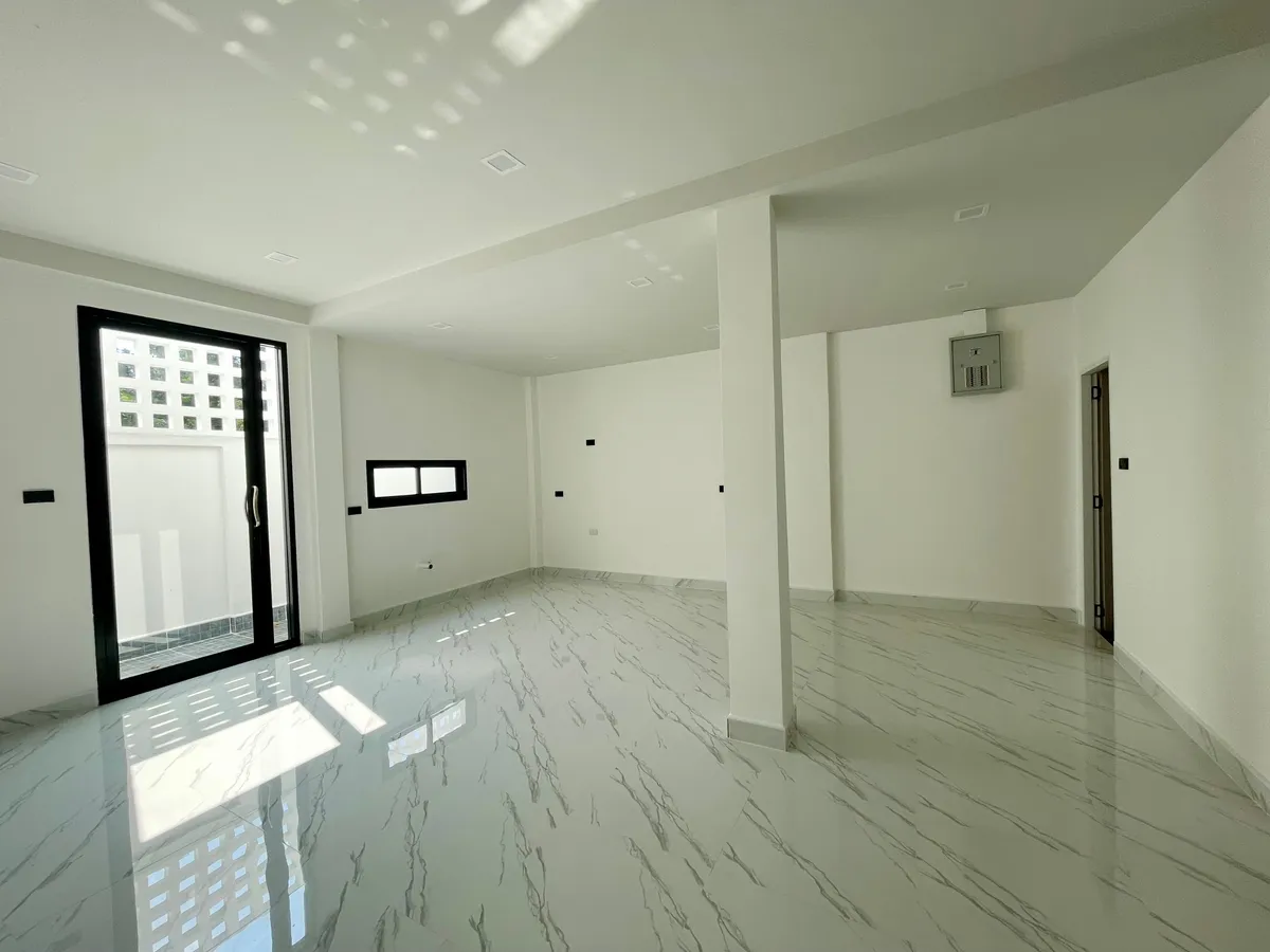 Newly Renovated Townhome 3 Story For Sale photo 17