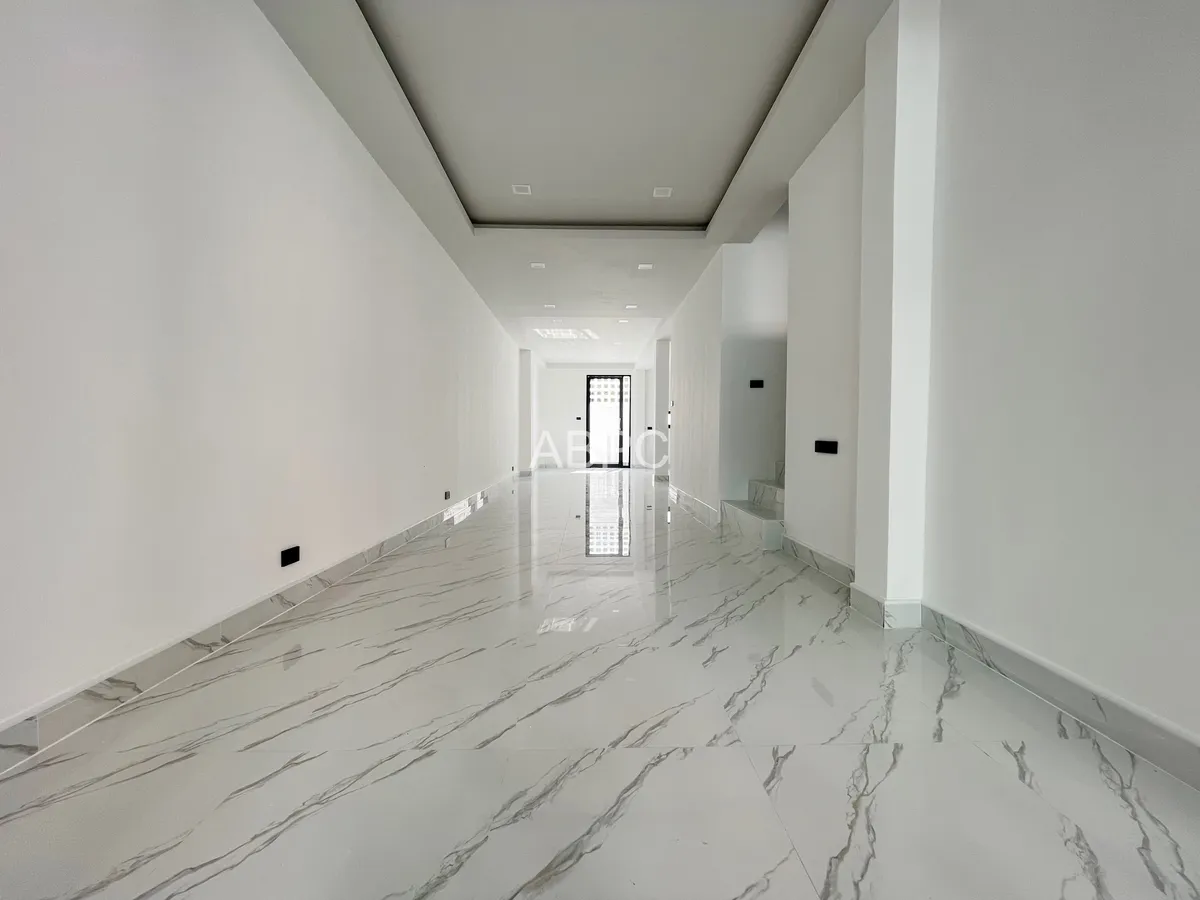 Newly Renovated Townhome 3 Story For Sale photo 6