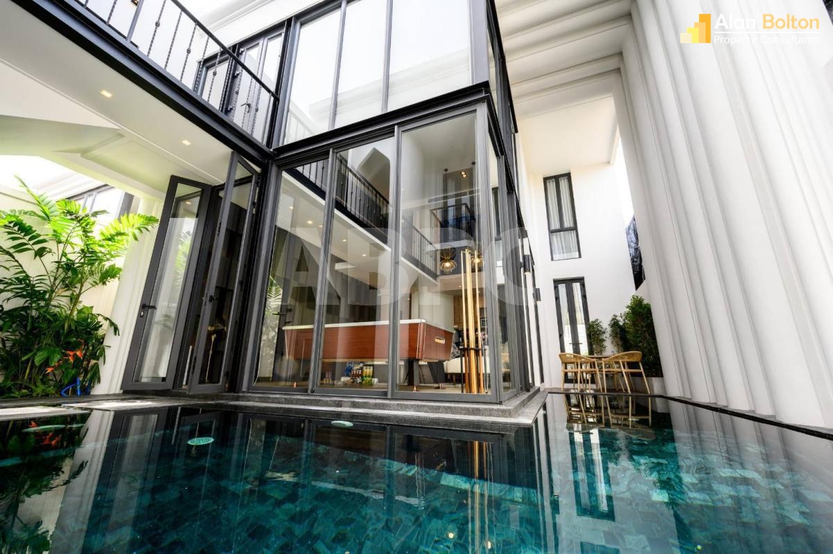 Brand New Ultra Modern Luxury 4 Bed 5 Bath Pool Villa In South Pattaya