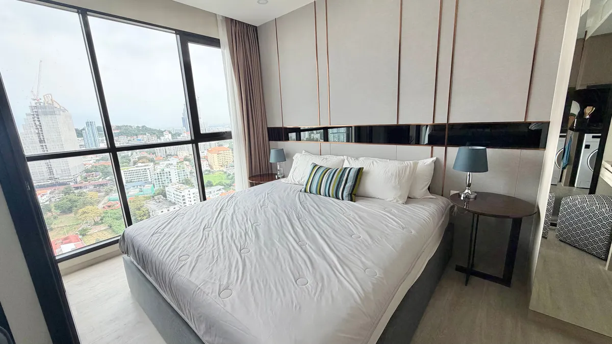 Luxurious One bedroom Condo For Rent In Prahtamnak photo 27