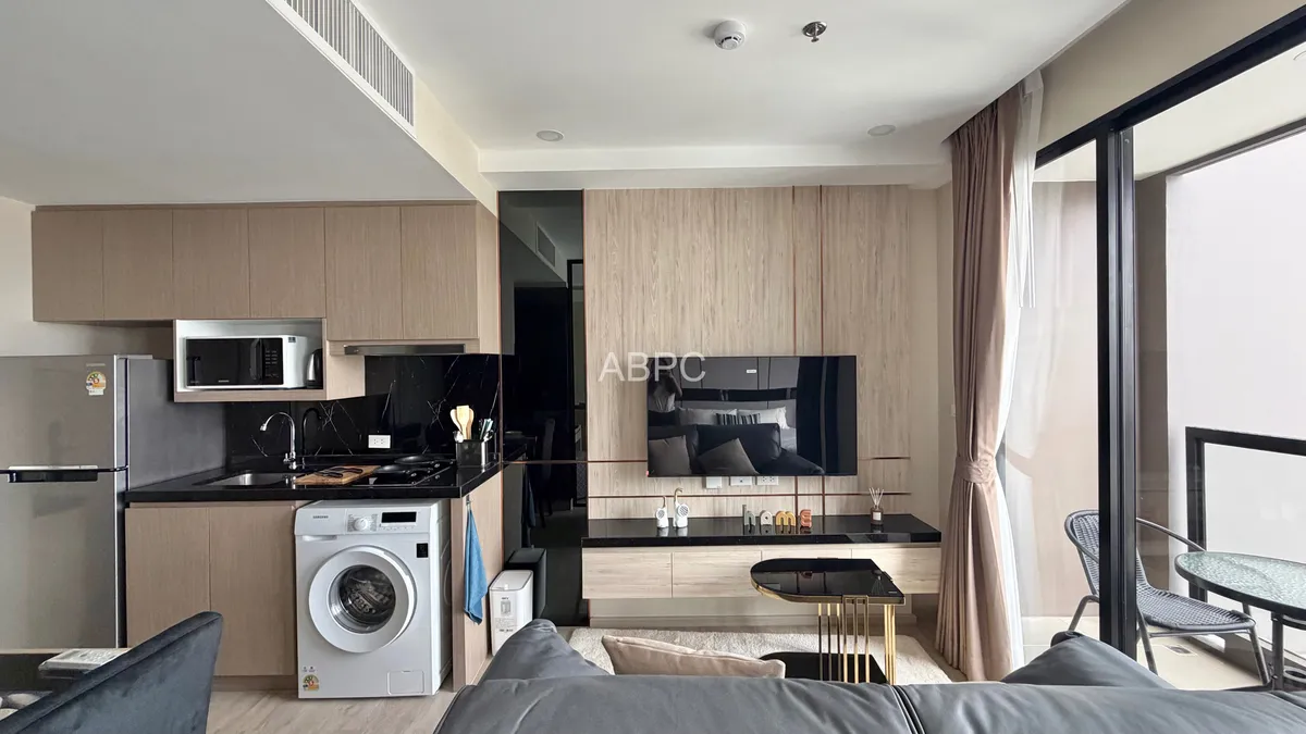 Luxurious One bedroom Condo For Rent In Prahtamnak photo 8