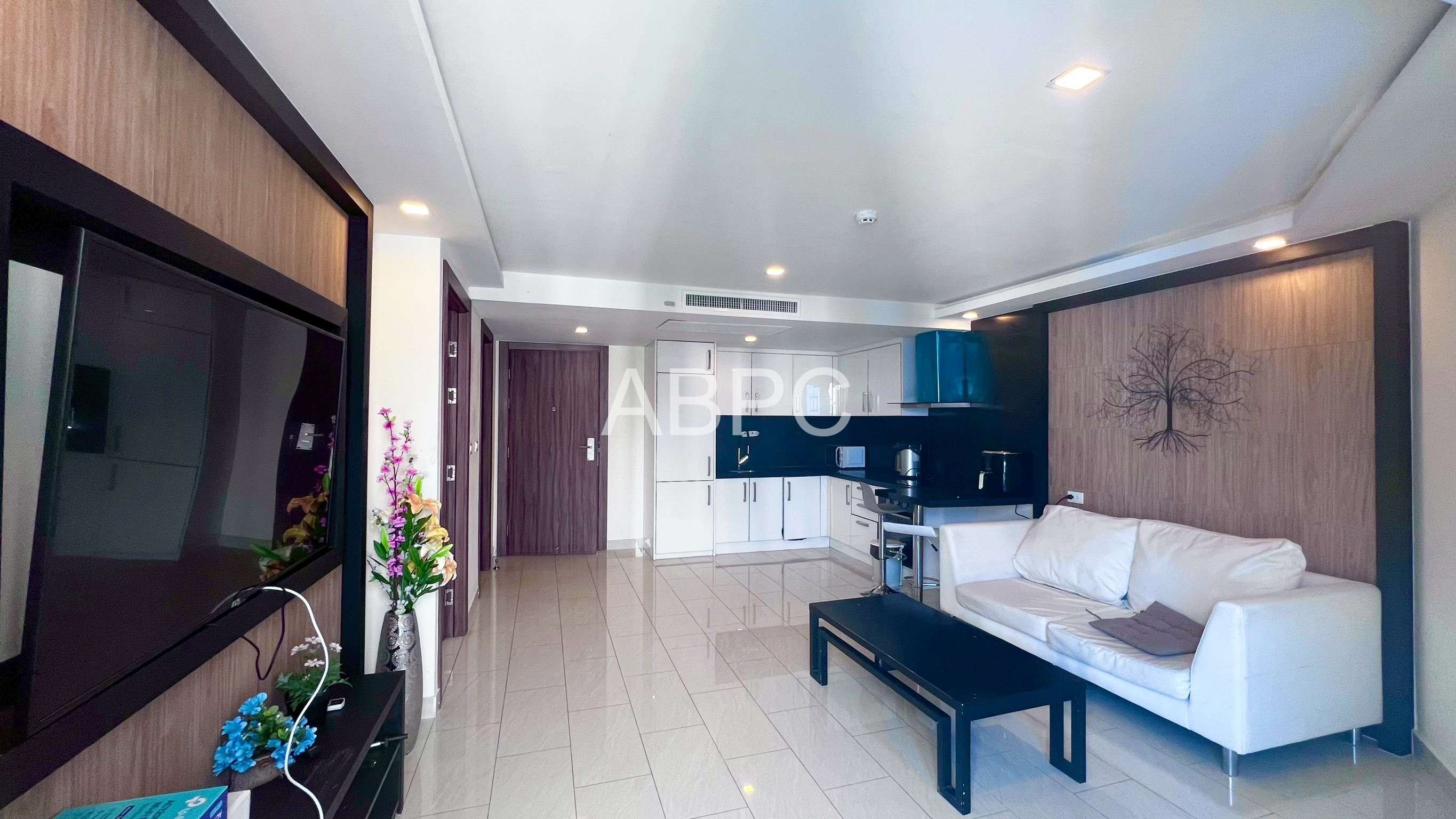 Beautiful Pool View 1 bedroom 1 bathroom (FQ) in Central Pattaya for Sale photo 17