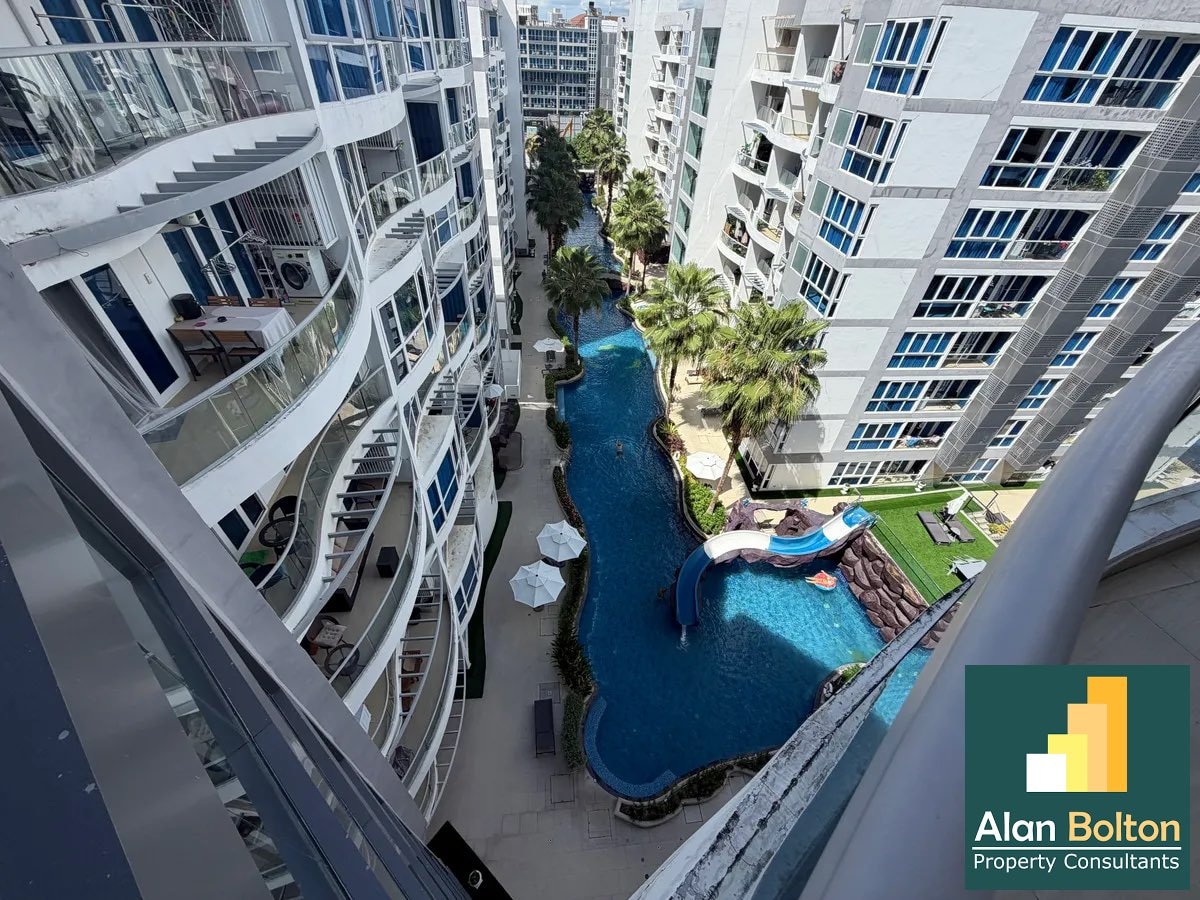 Beautiful Pool View 1 bedroom 1 bathroom (FQ) in Central Pattaya for Sale
