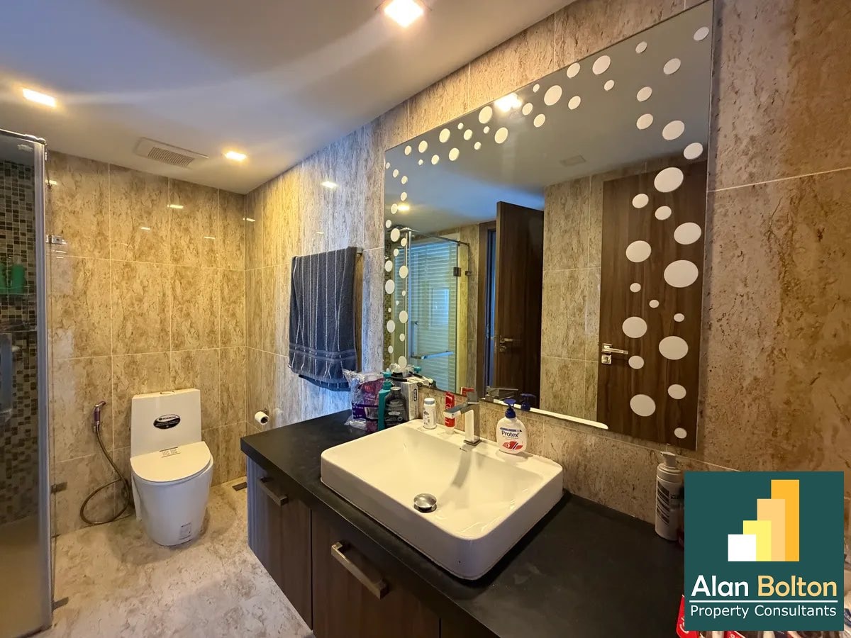 Beautiful Pool View 1 bedroom 1 bathroom (FQ) in Central Pattaya for Sale photo 10