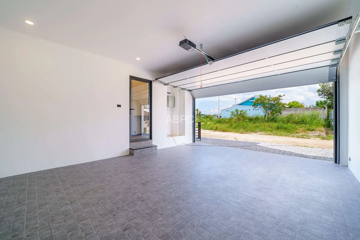 Modern pool villa 4 Bedrooms 3 Bathrooms in Mapprachan photo 15