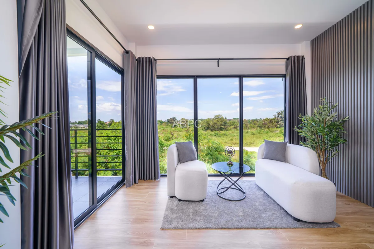 Modern pool villa 4 Bedrooms 3 Bathrooms in Mapprachan photo 4
