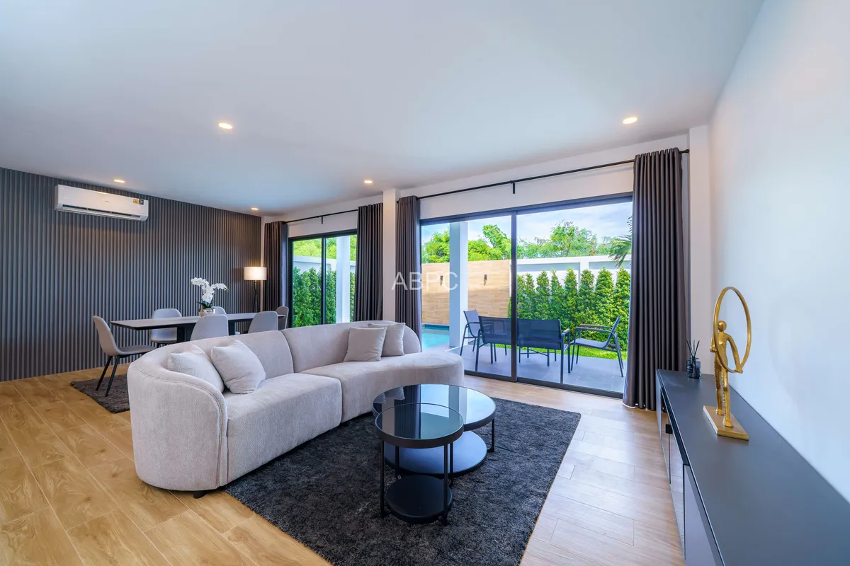 Modern pool villa 4 Bedrooms 3 Bathrooms in Mapprachan photo 5