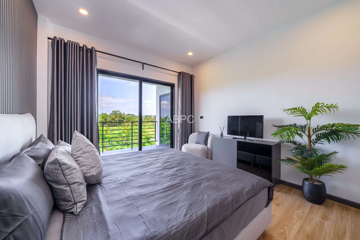 Modern pool villa 4 Bedrooms 3 Bathrooms in Mapprachan photo 8