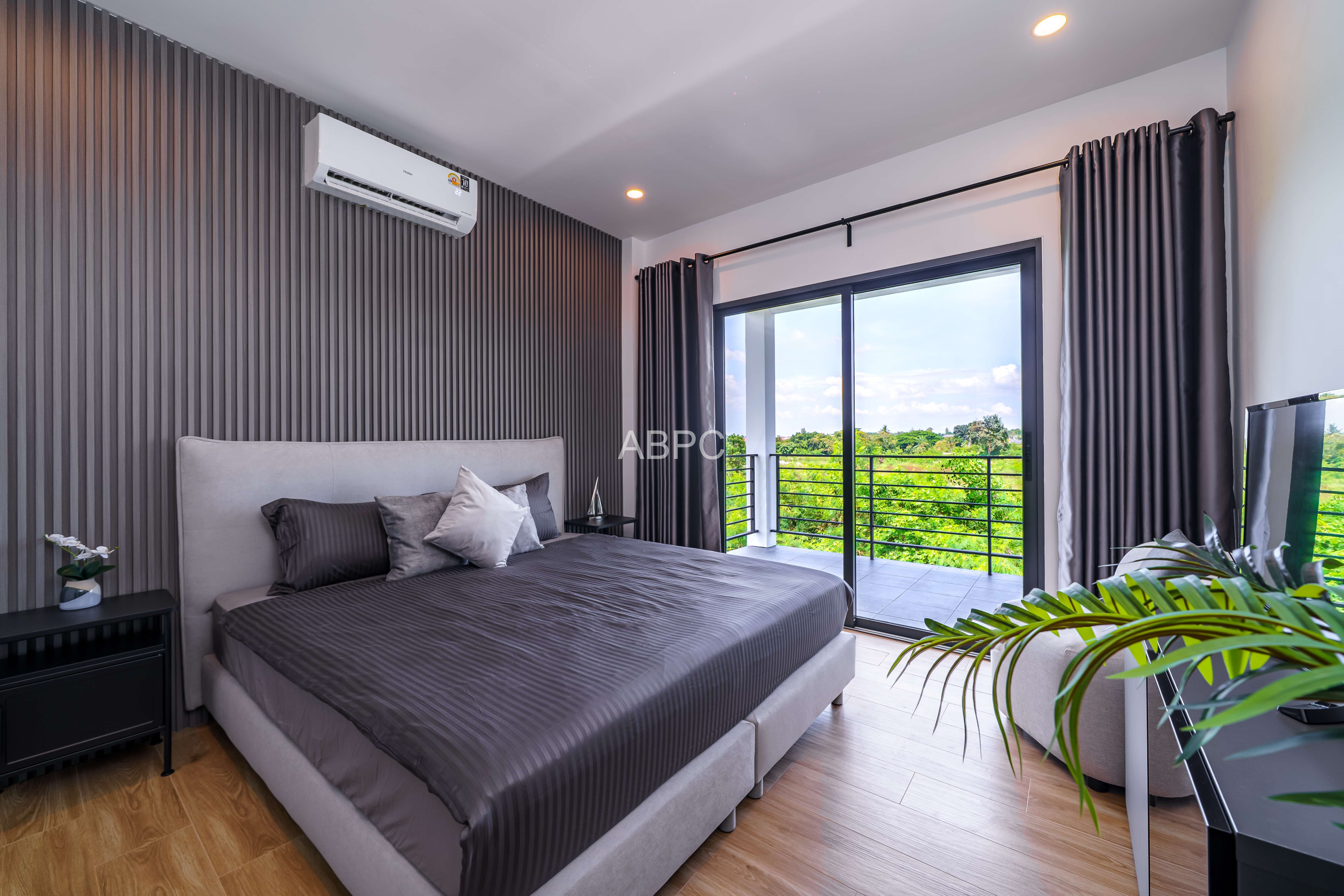 Modern pool villa 4 Bedrooms 3 Bathrooms in Mapprachan photo 10