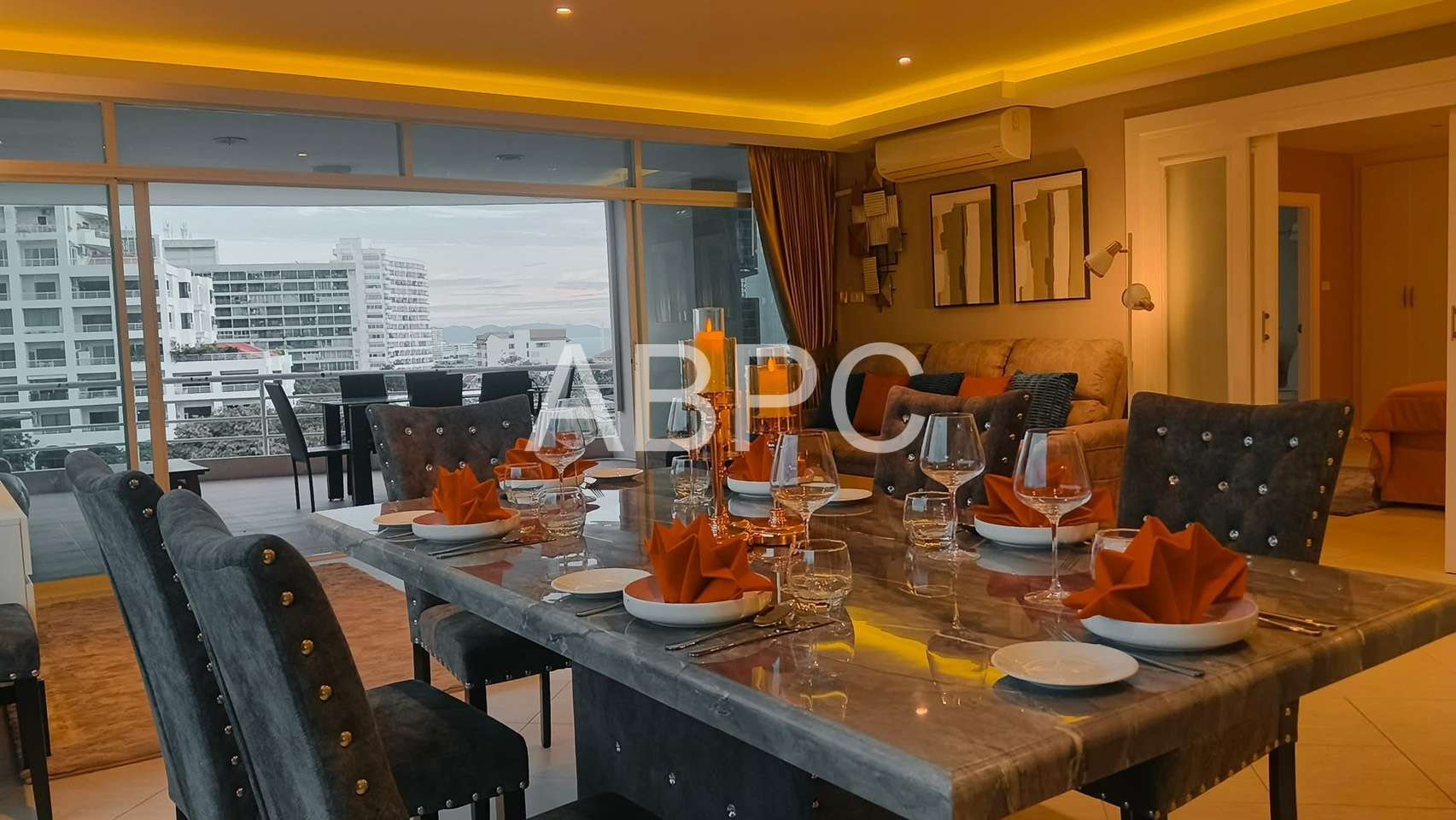 3 Bedroom 3 Bathroom in Pratumnak hill photo 14