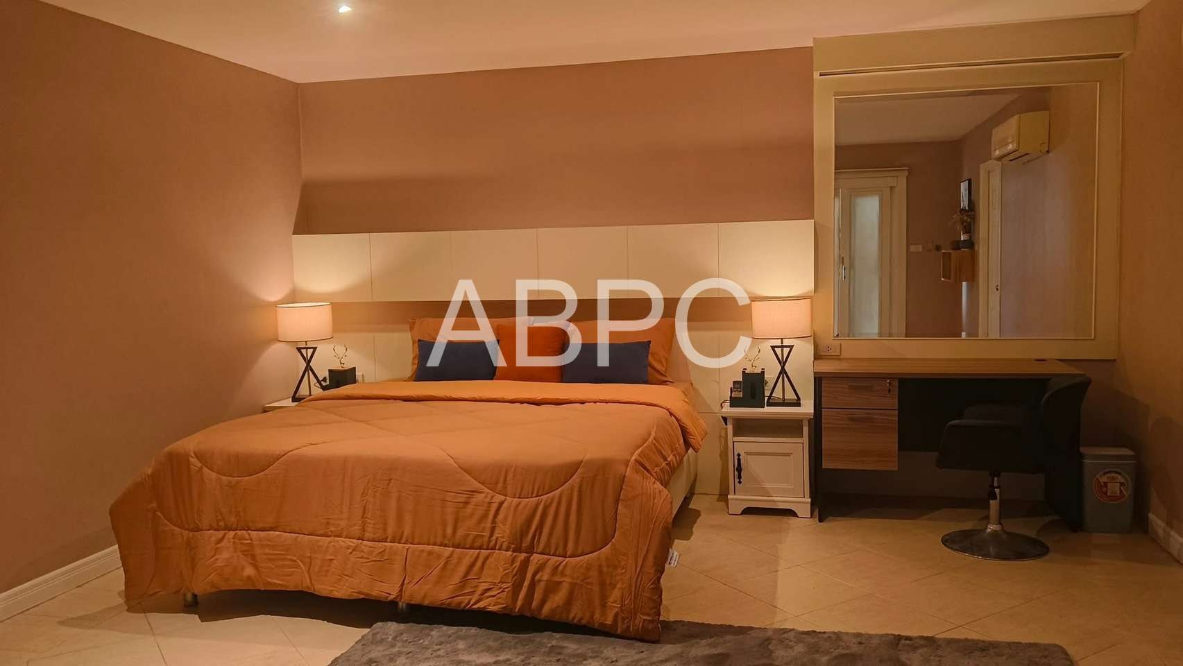 3 Bedroom 3 Bathroom in Pratumnak hill photo 13