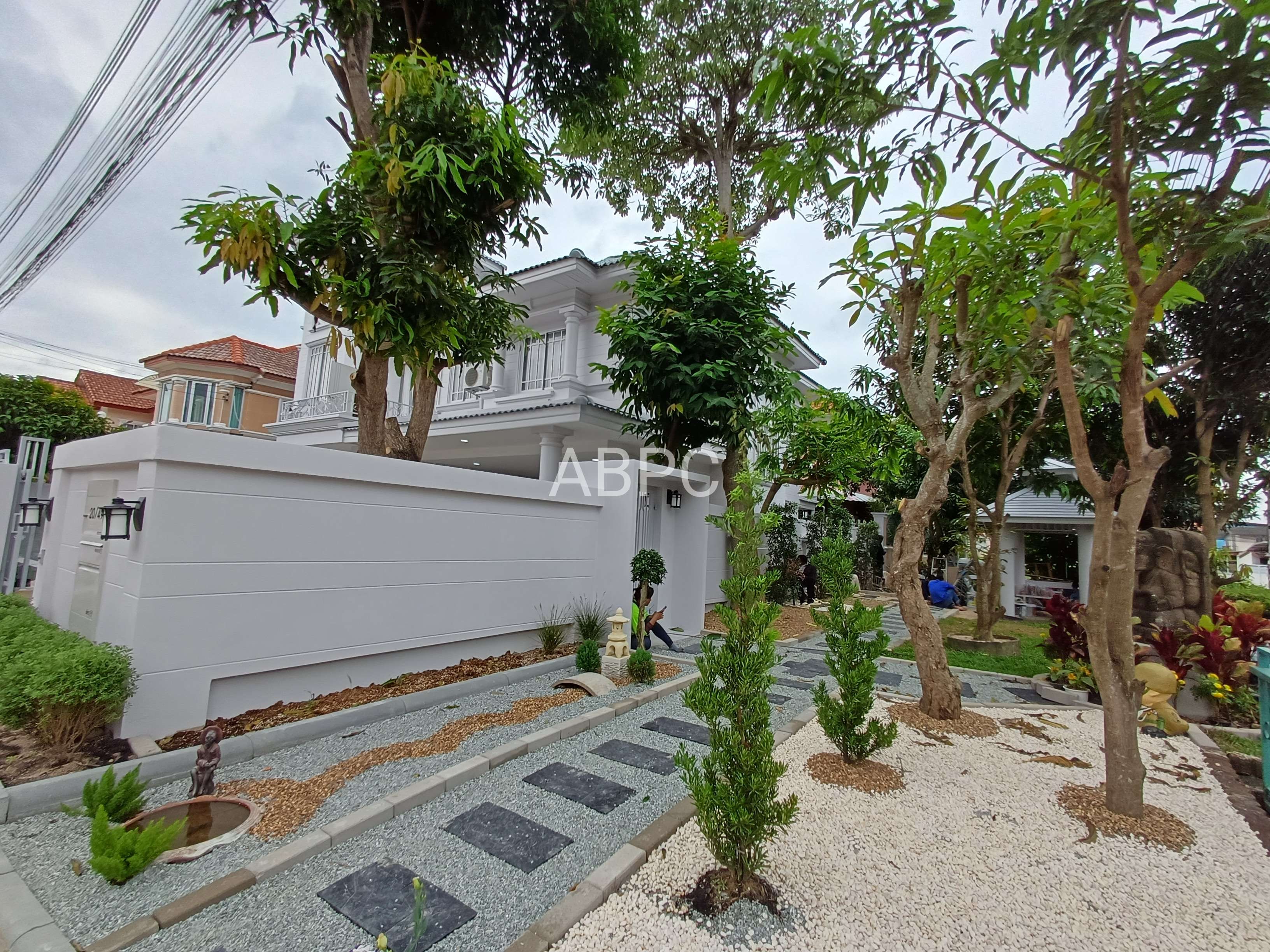 Newly Renovated 2-storey Pool Villa 4 bedroom 3 bathroom in Naklua for Sale photo 8