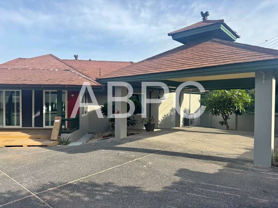 Beautiful 3-Bedroom Pool Villa with Lake View — Pet Friendly ! photo 11