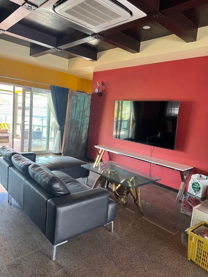 Beautiful 3-Bedroom Pool Villa with Lake View — Pet Friendly ! photo 25