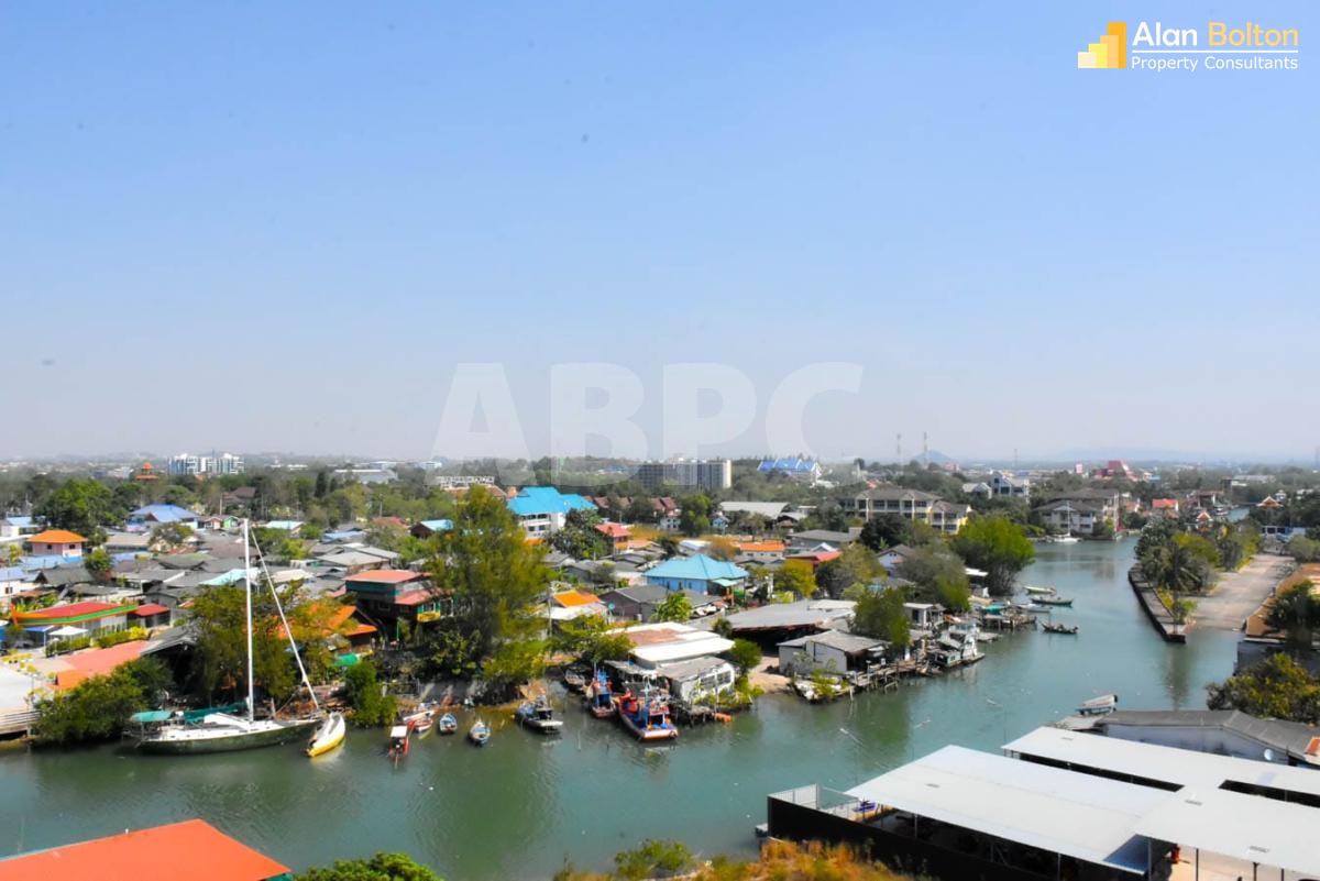 Water View Studio Condo in Na Jomtien photo 3