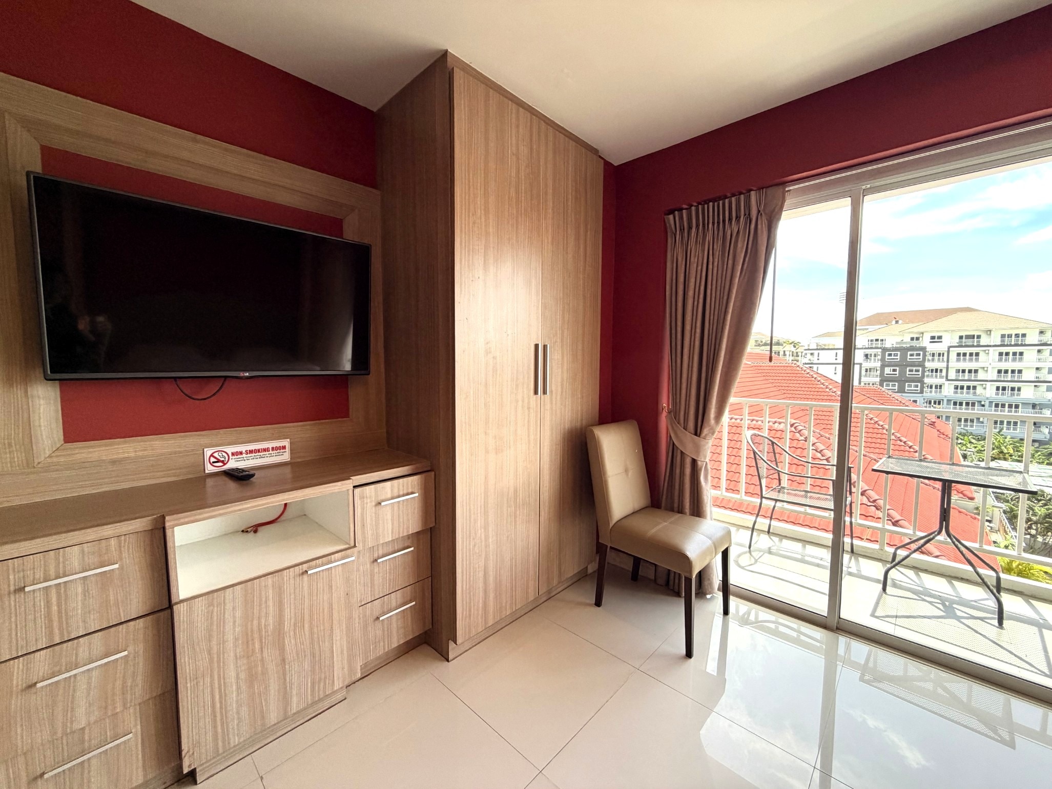 Studio Condo For Sale and Rent Near Beach photo 17