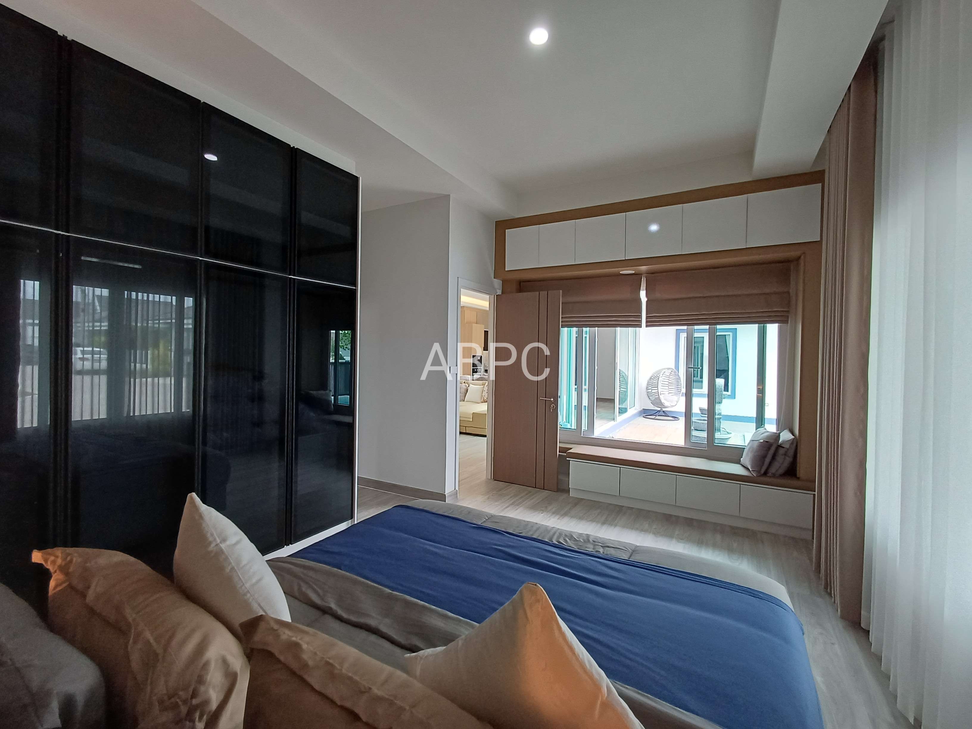 Brand New Pool Villa 5 bedrooms 5 bathrooms in Mabprachan-Pong for Sale photo 13