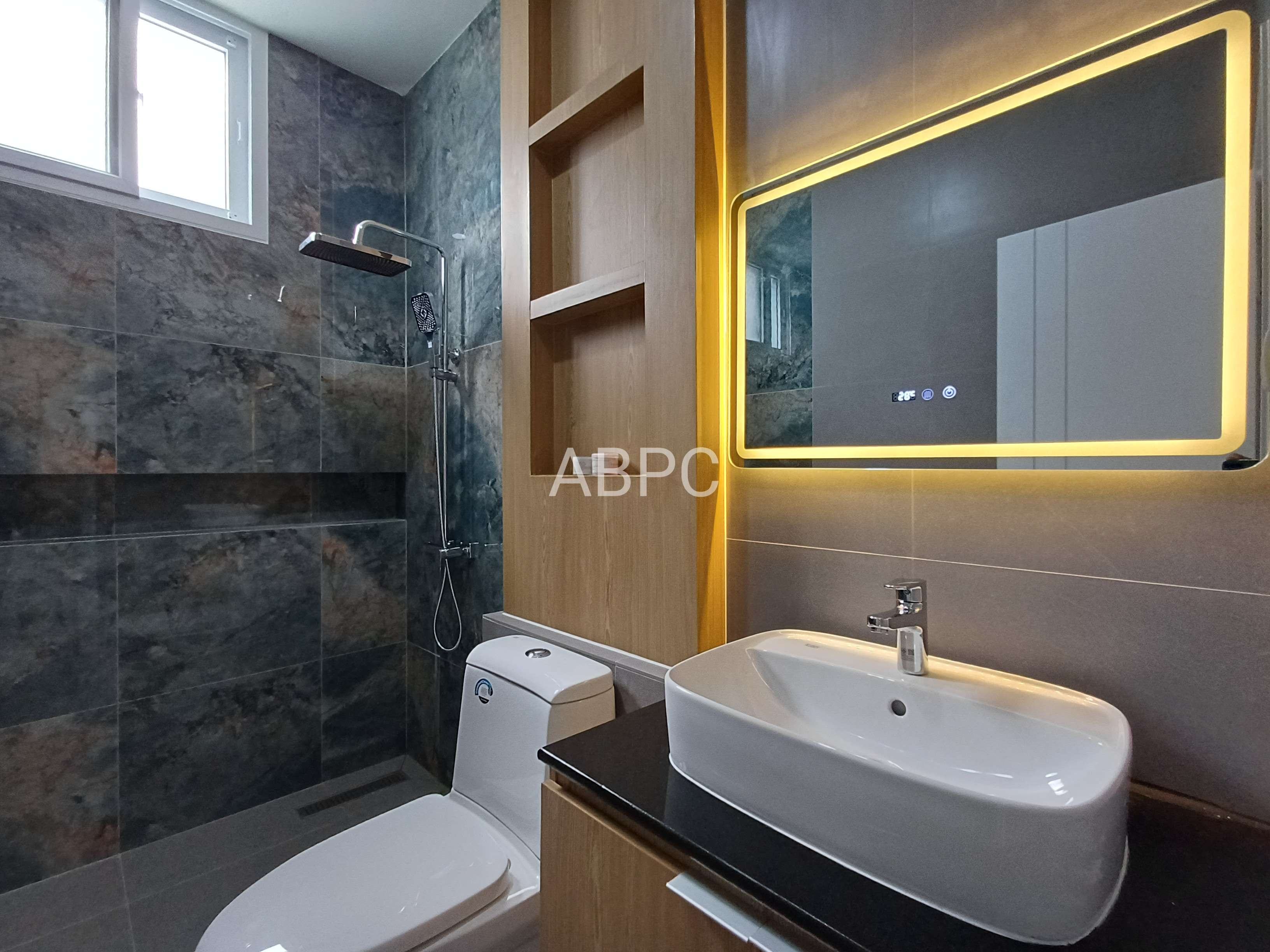 Brand New Pool Villa 5 bedrooms 5 bathrooms in Mabprachan-Pong for Sale photo 20