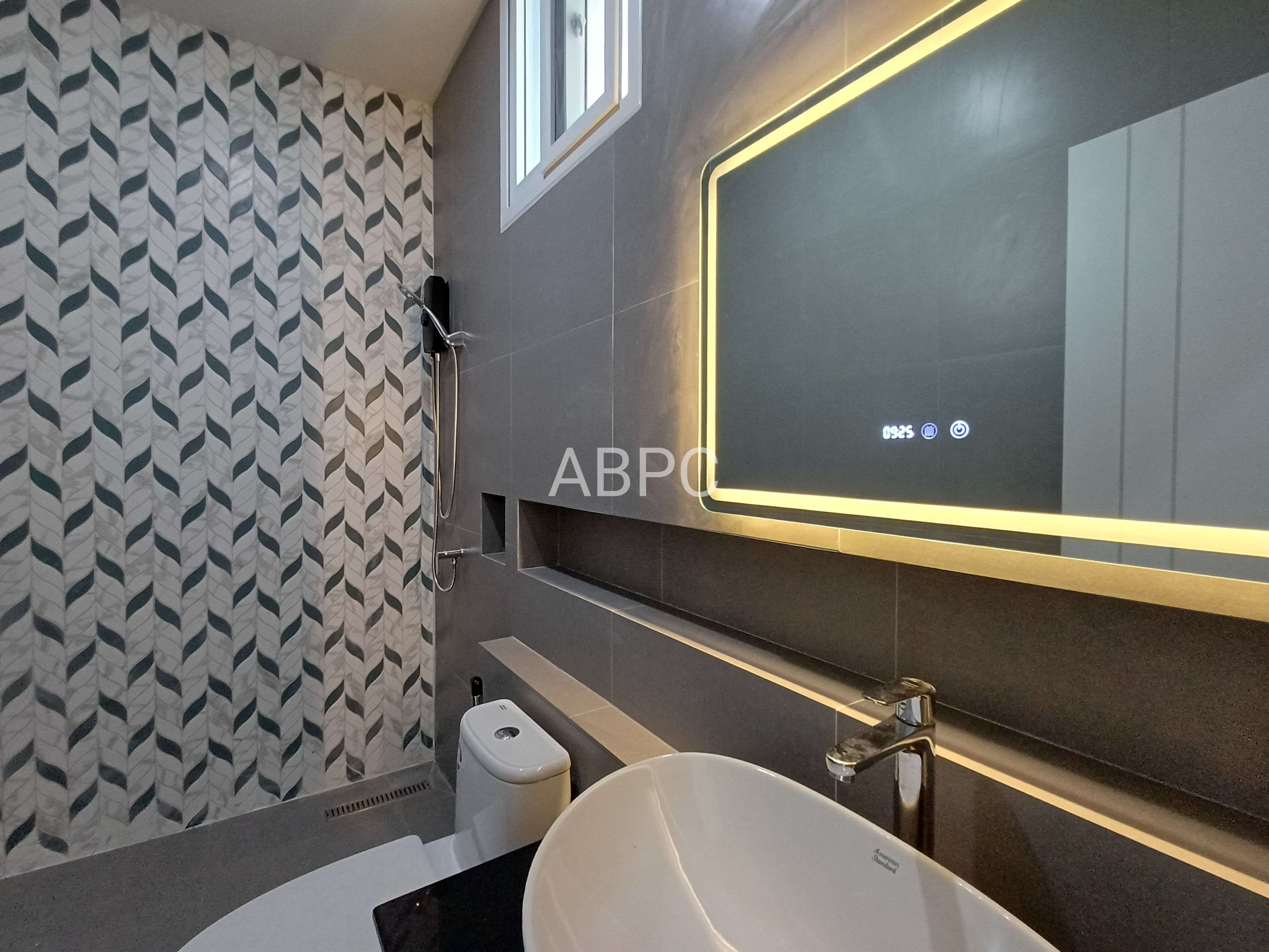 Brand New Pool Villa 5 bedrooms 5 bathrooms in Mabprachan-Pong for Sale photo 17