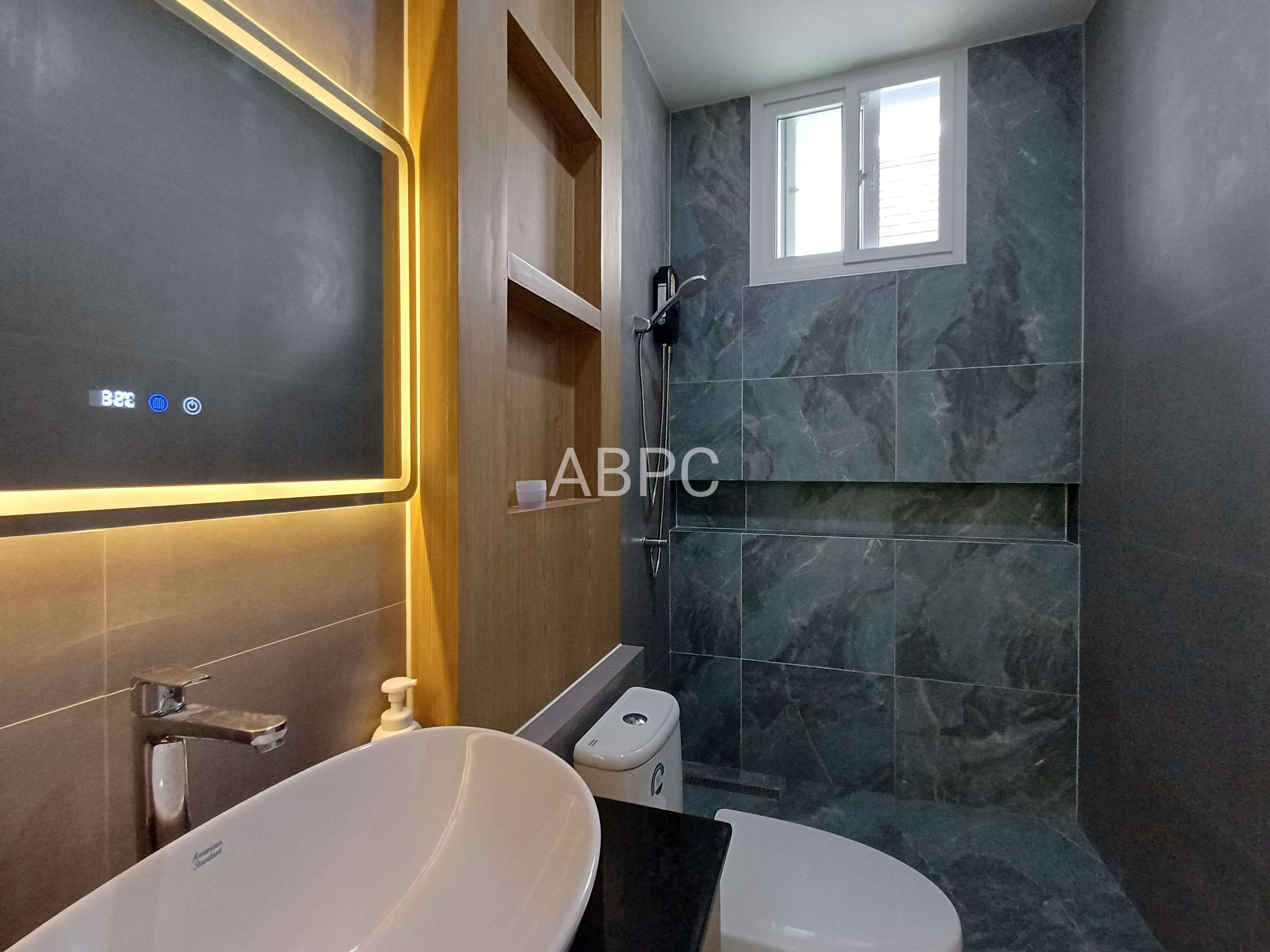 Brand New Pool Villa 5 bedrooms 5 bathrooms in Mabprachan-Pong for Sale photo 21