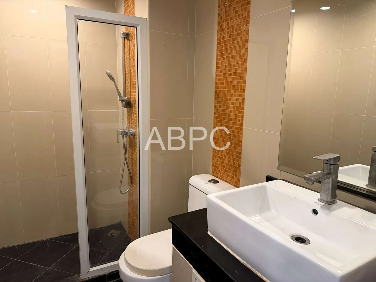 Studio Condo For Sale and Rent In Prahtamnak photo 2