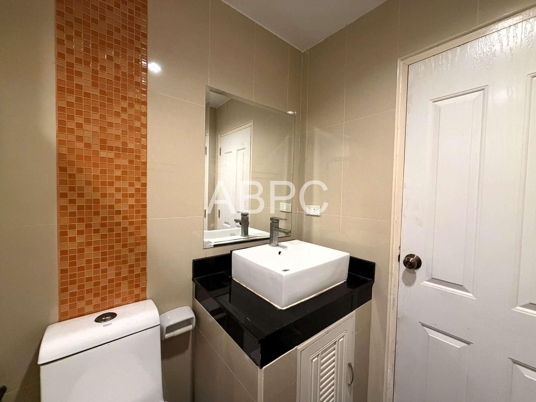 Studio Condo For Sale and Rent In Prahtamnak photo 10