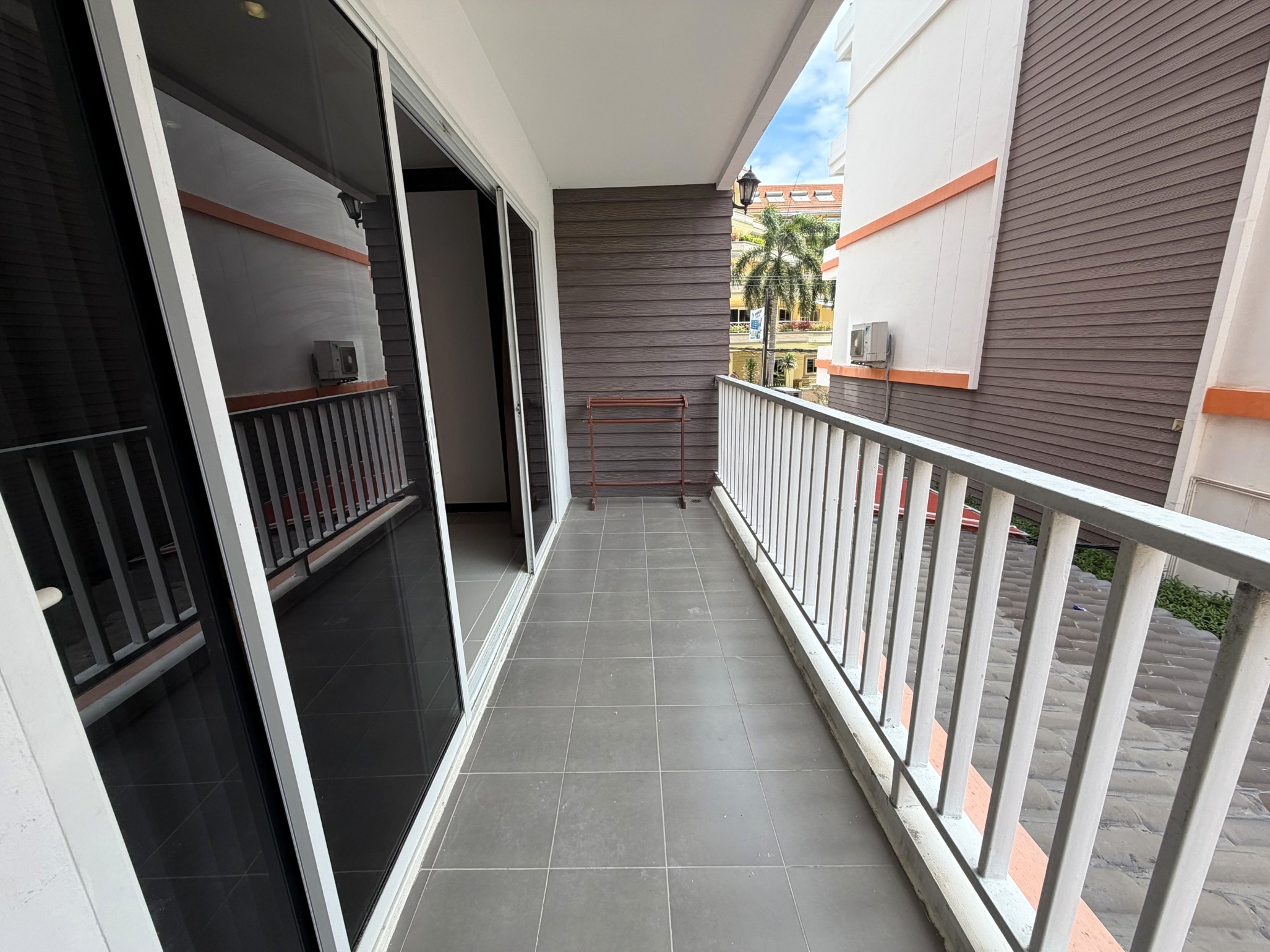 Studio Condo For Sale and Rent In Prahtamnak photo 25