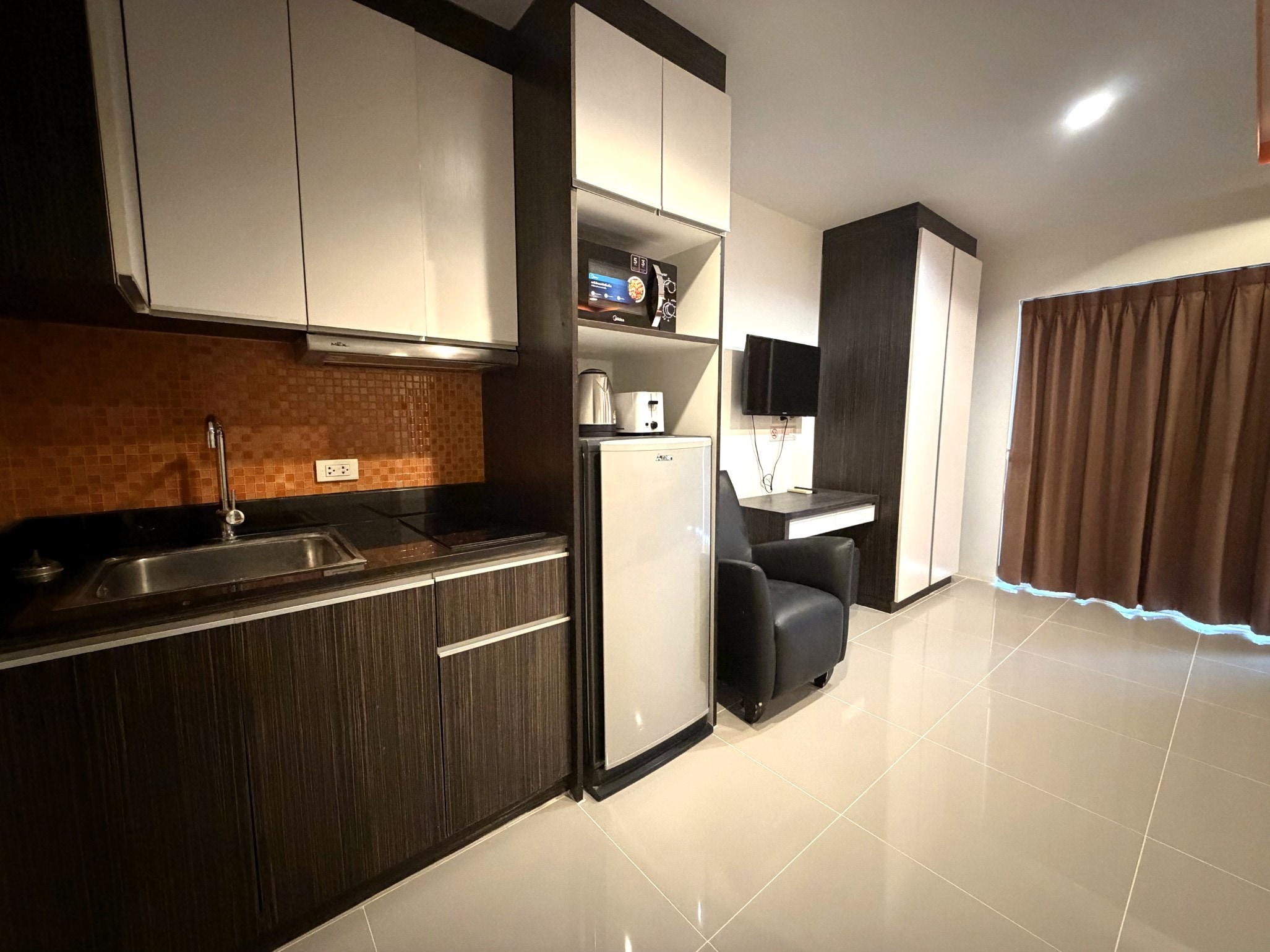 Studio Condo For Sale and Rent In Prahtamnak photo 19