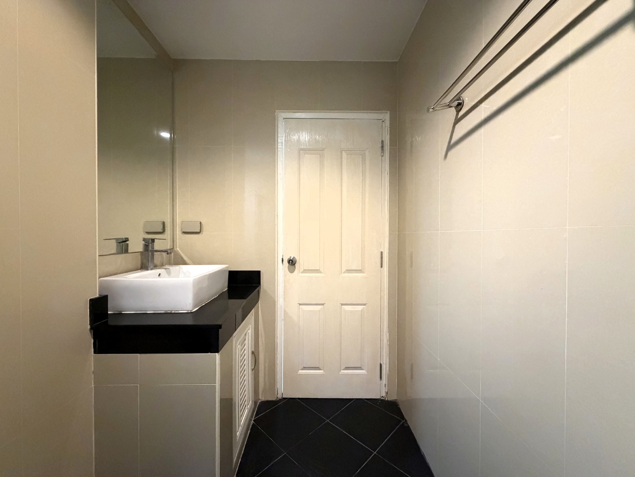 Studio Condo For Sale and Rent In Prahtamnak photo 16