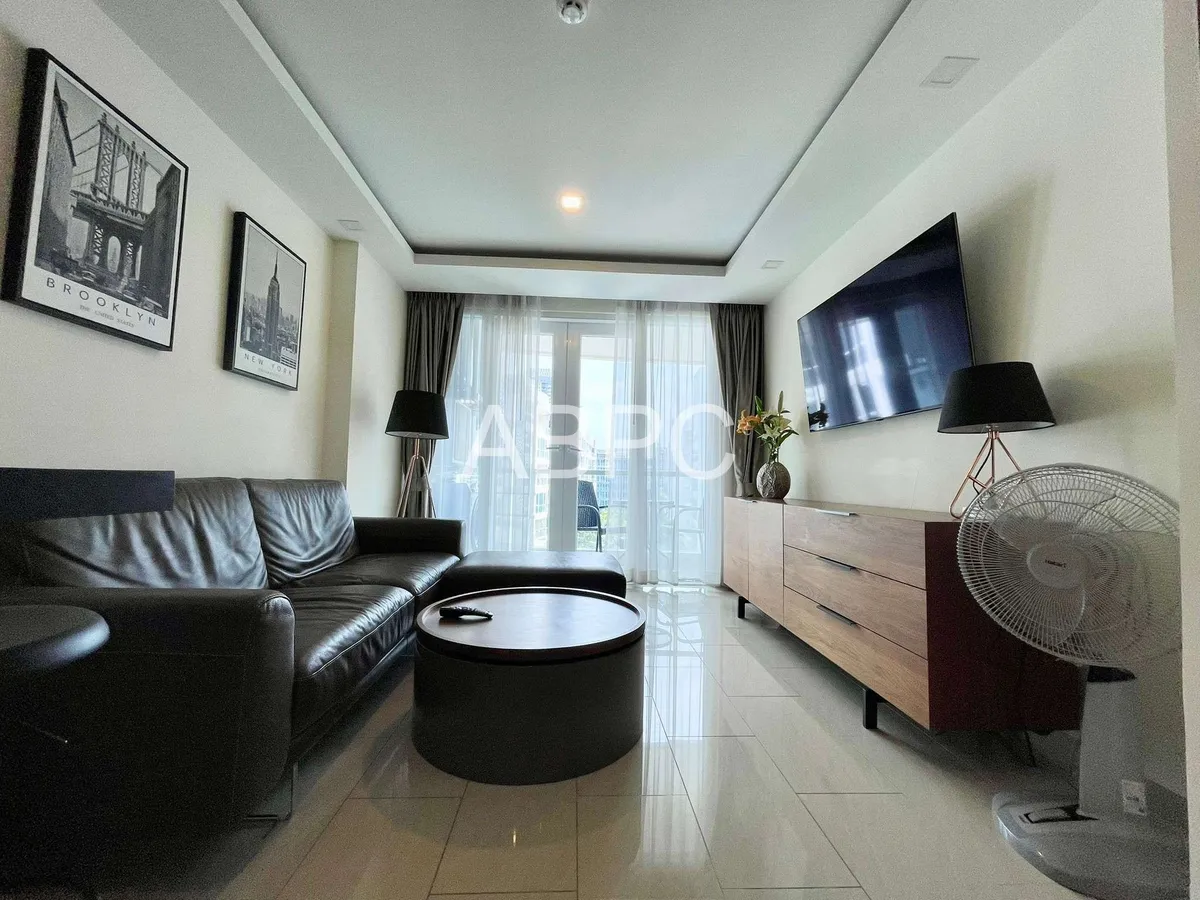 Grand Avenue Residence photo 2