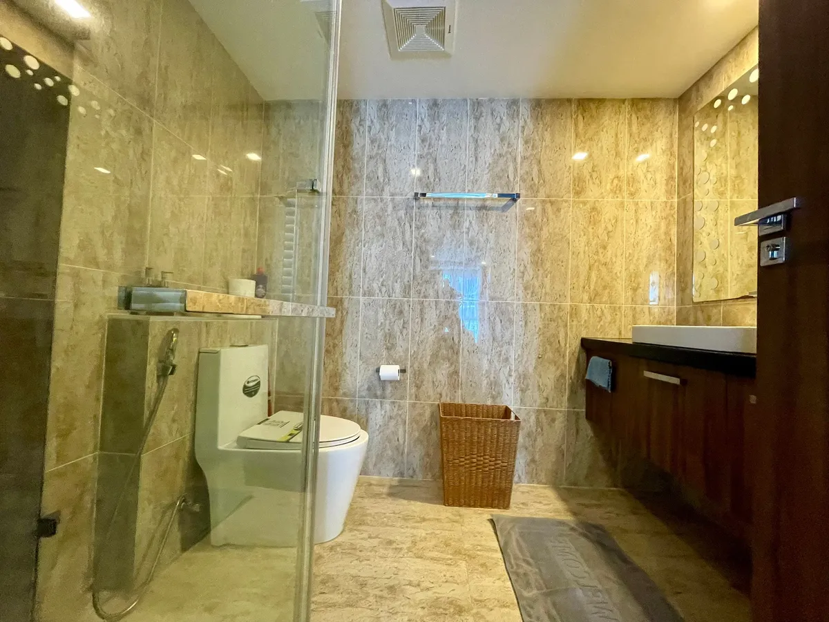 Grand Avenue Residence photo 22
