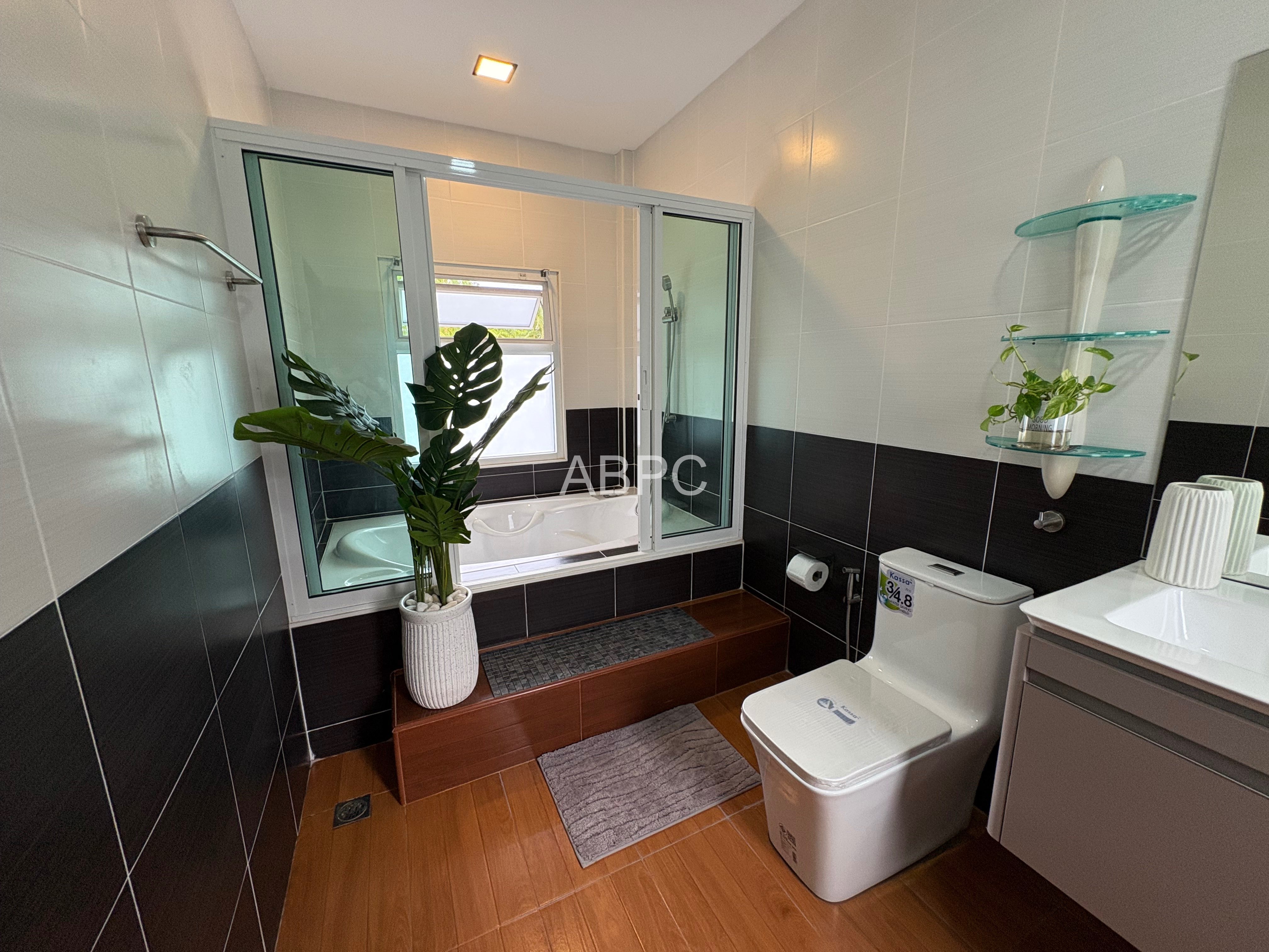 Baan Piam Mongkon Pool Villa photo 15
