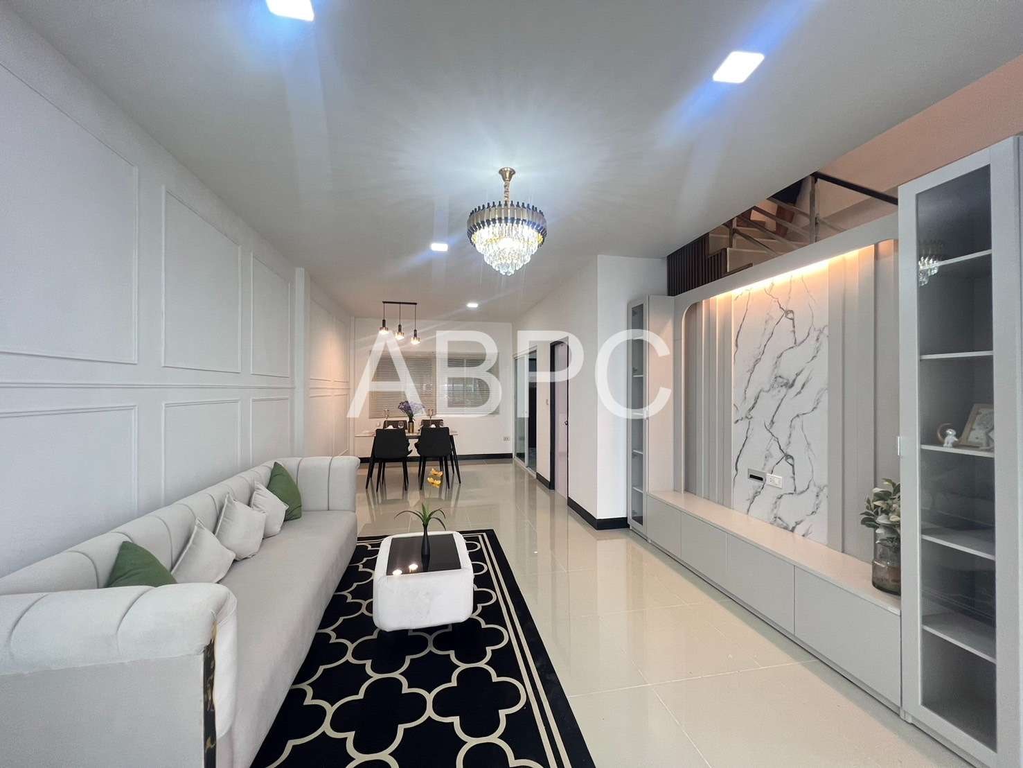 Townhouse 2 Stores 2 Bedrooms 3 Bathrooms in East Pattaya photo 8