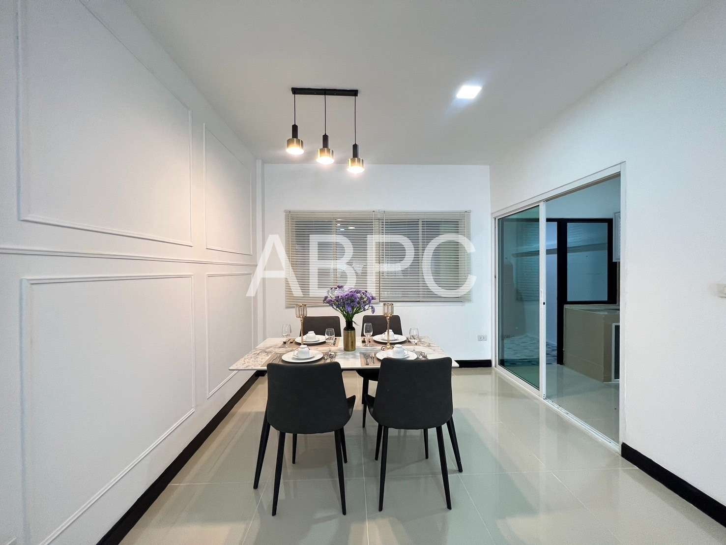 Townhouse 2 Stores 2 Bedrooms 3 Bathrooms in East Pattaya photo 4