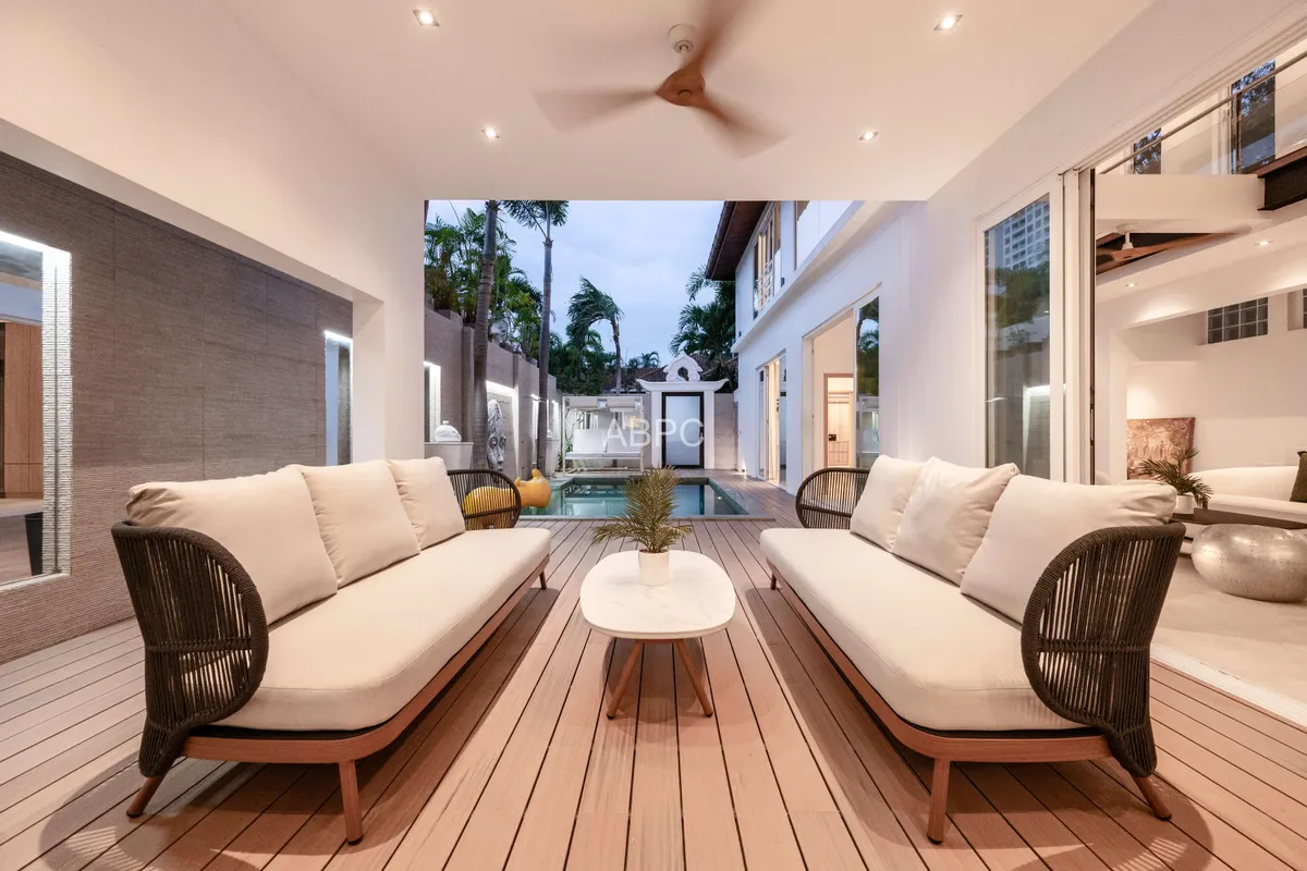 Luxurious Newly Renovated 3 Bedroom 4 Bathroom Pool Villa in Exclusive Village for Sale photo 13