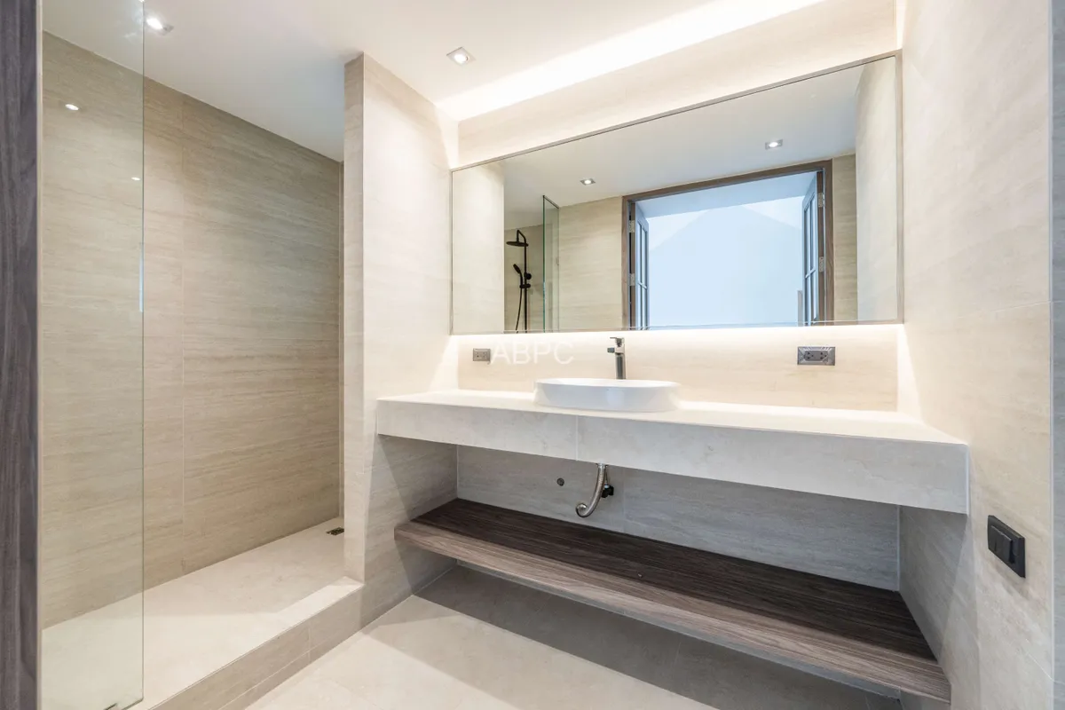 Luxurious Newly Renovated 3 Bedroom 4 Bathroom Pool Villa in Exclusive Village for Sale photo 14