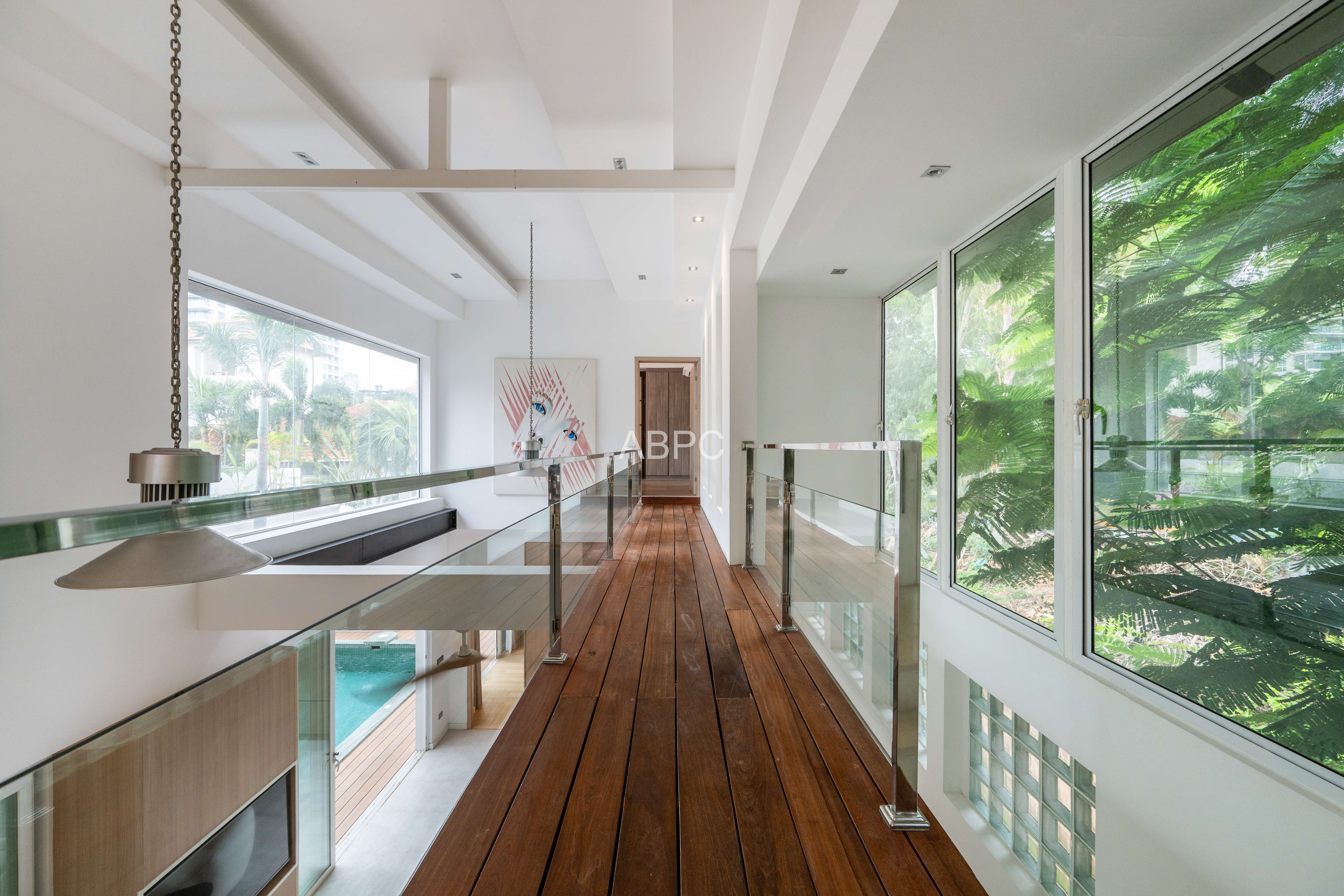 Luxurious Newly Renovated 3 Bedroom 4 Bathroom Pool Villa in Exclusive Village for Sale photo 18